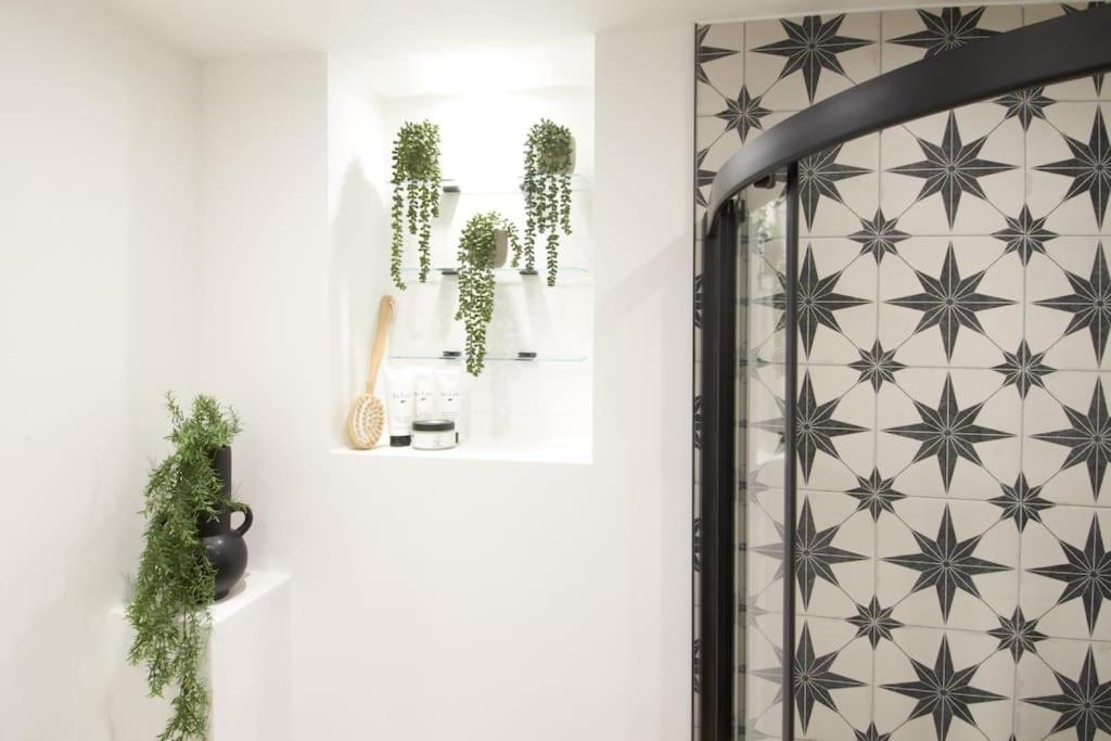 Knightstone Apartment