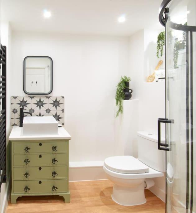 Knightstone Apartment