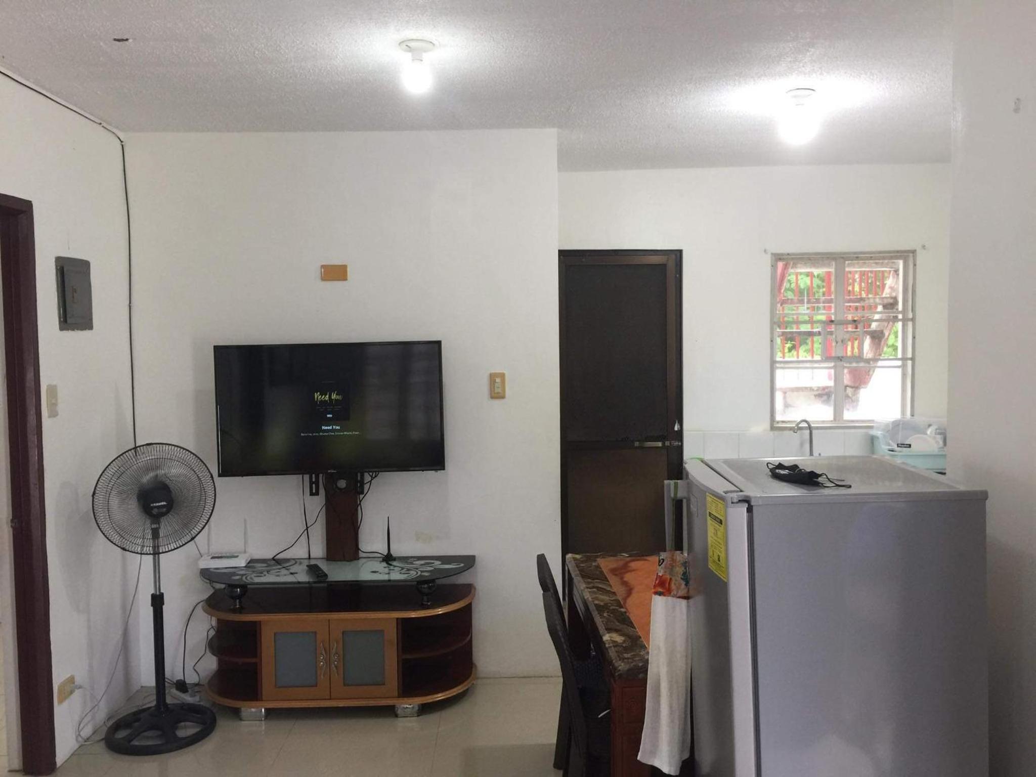 Cebu 2 Bedrooms House -WIFI view 4