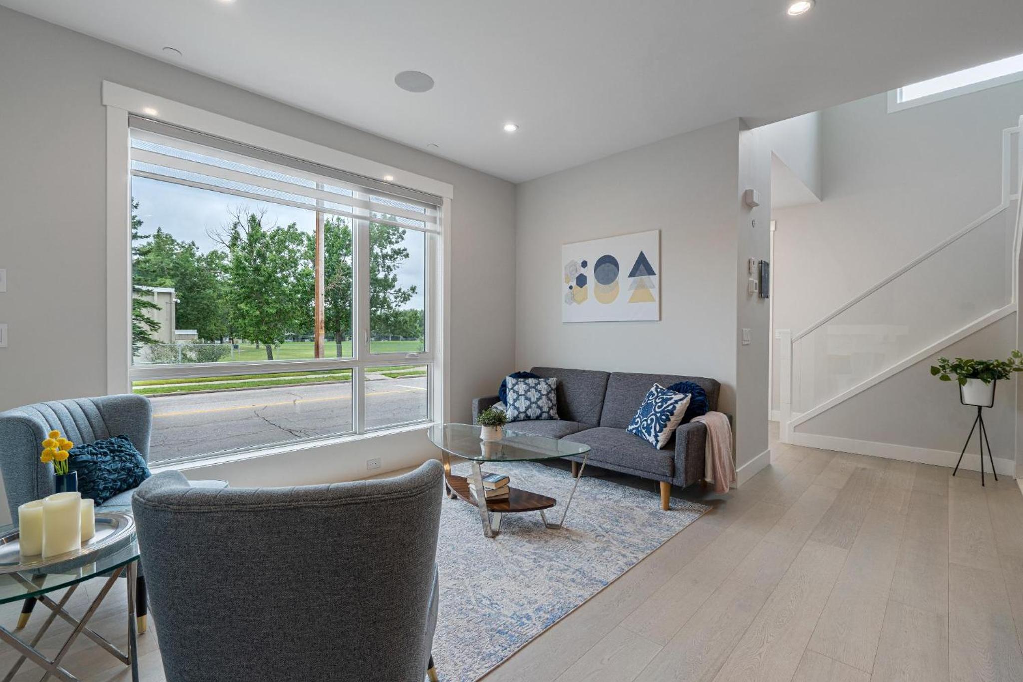 Modern Altadore Home 3 Br Fireplace Sleeps 8