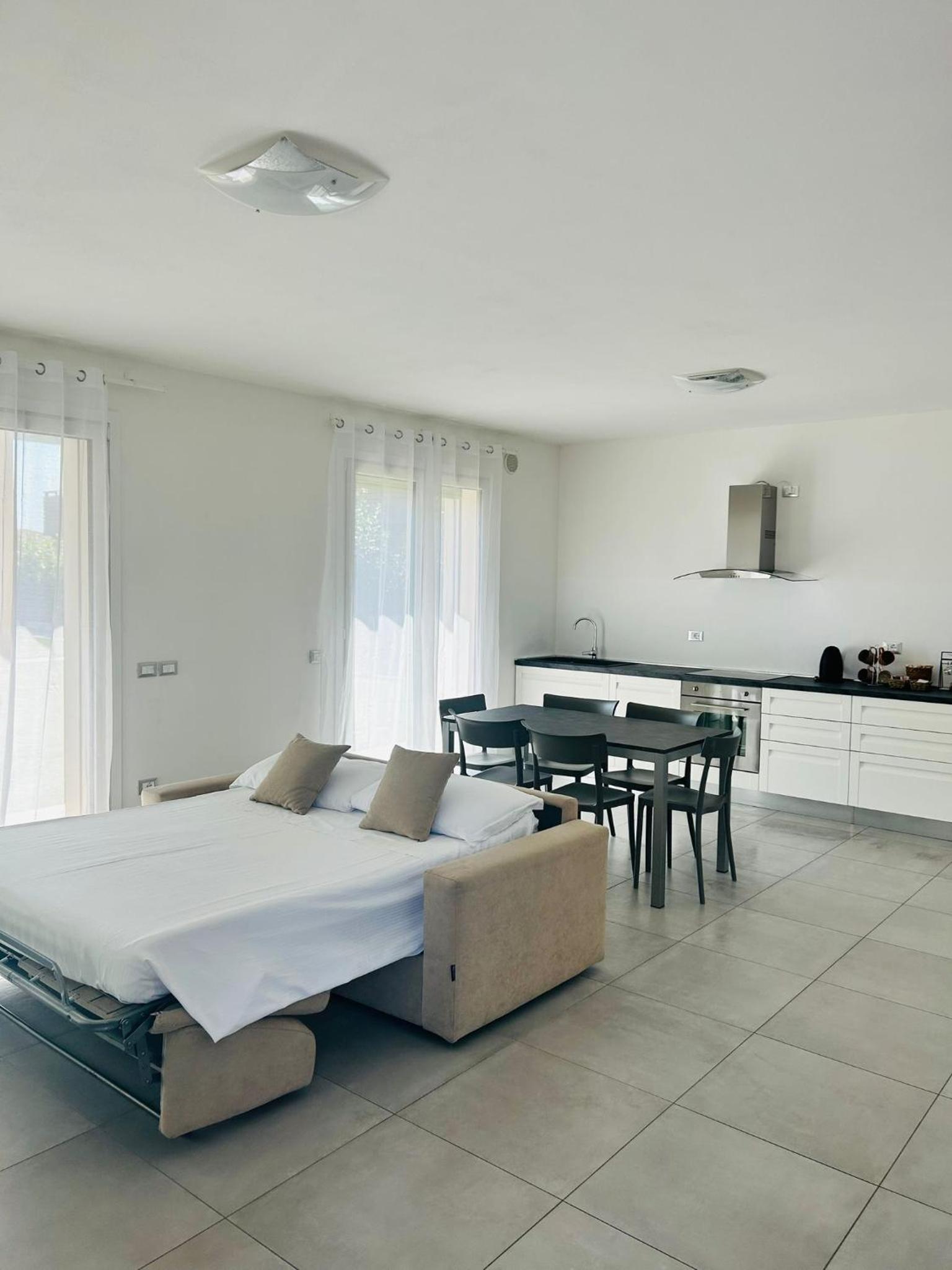 Appartamenti Villa Camporosso- Parchi,Terme di Cola'