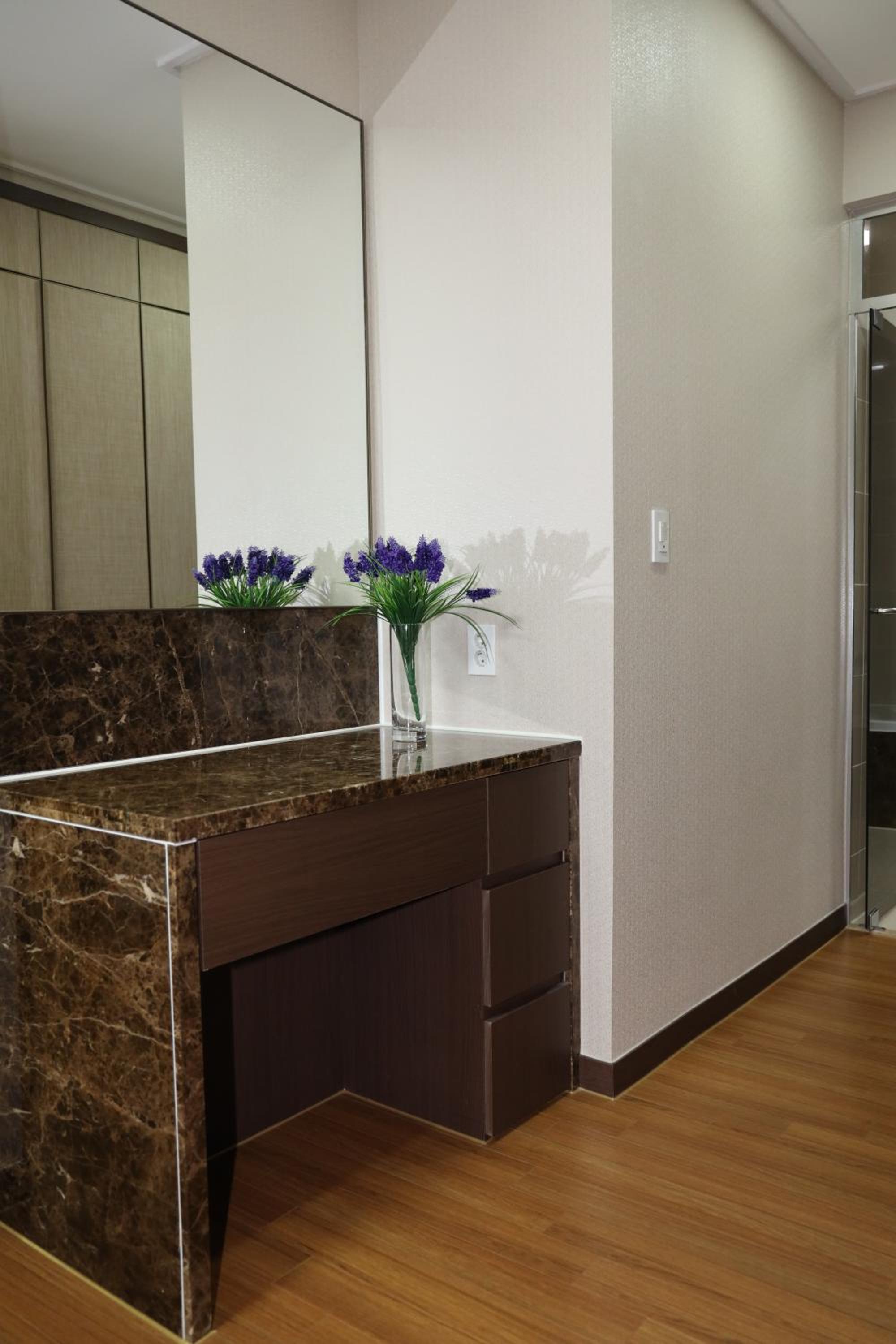 Highvill Apartments