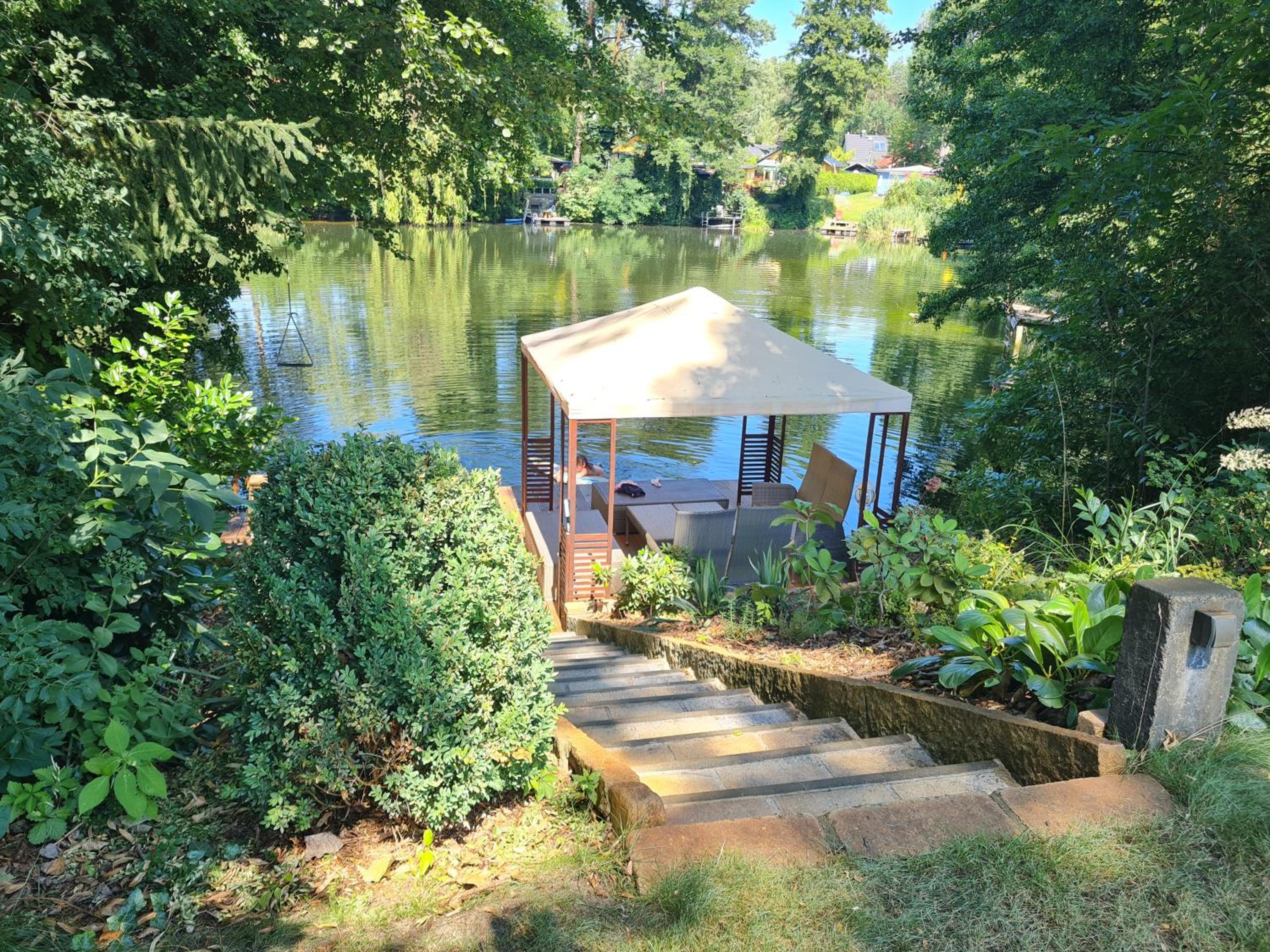 Haus am See und Berlinnah