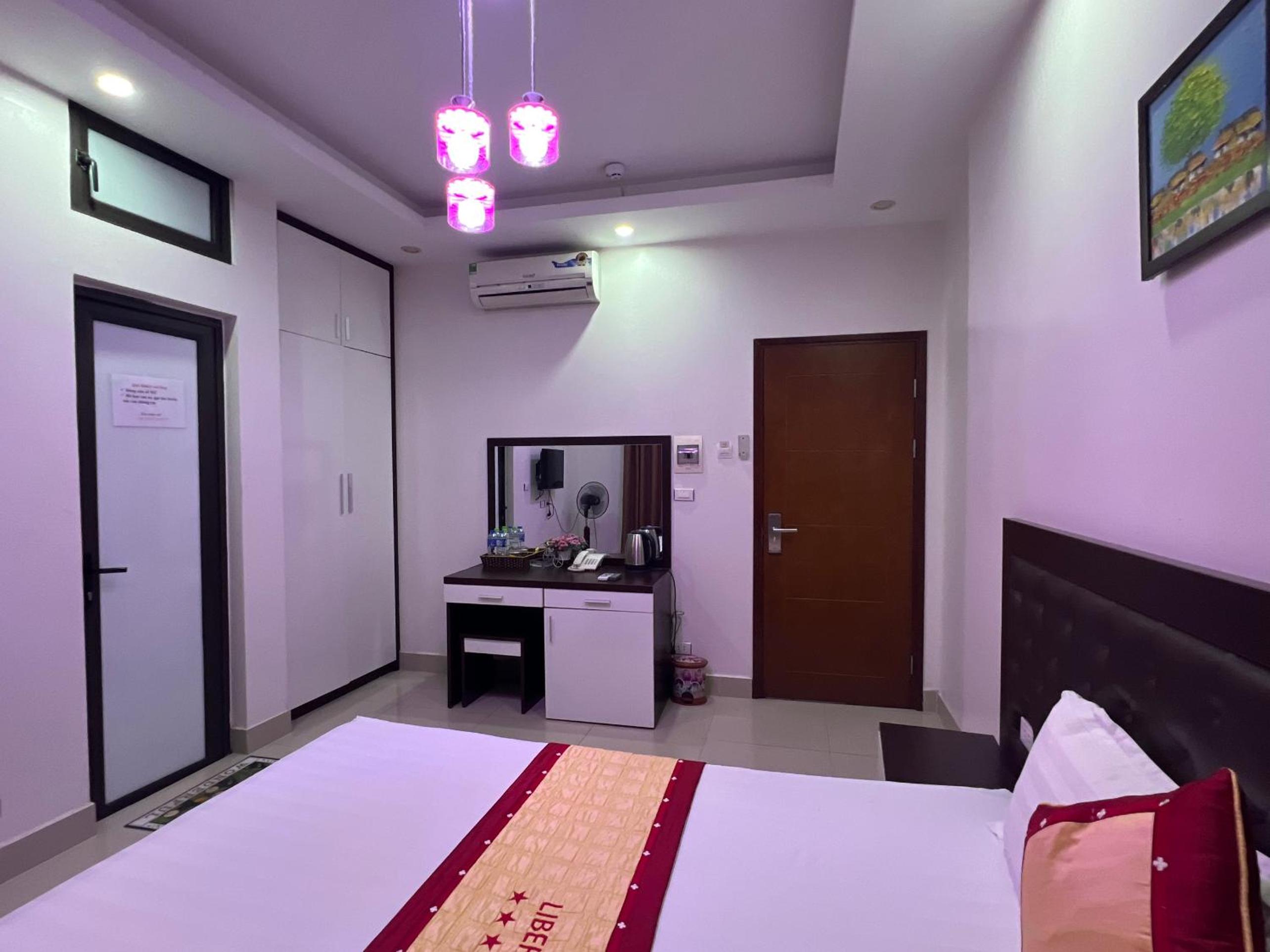 Hotel Liberty Violet