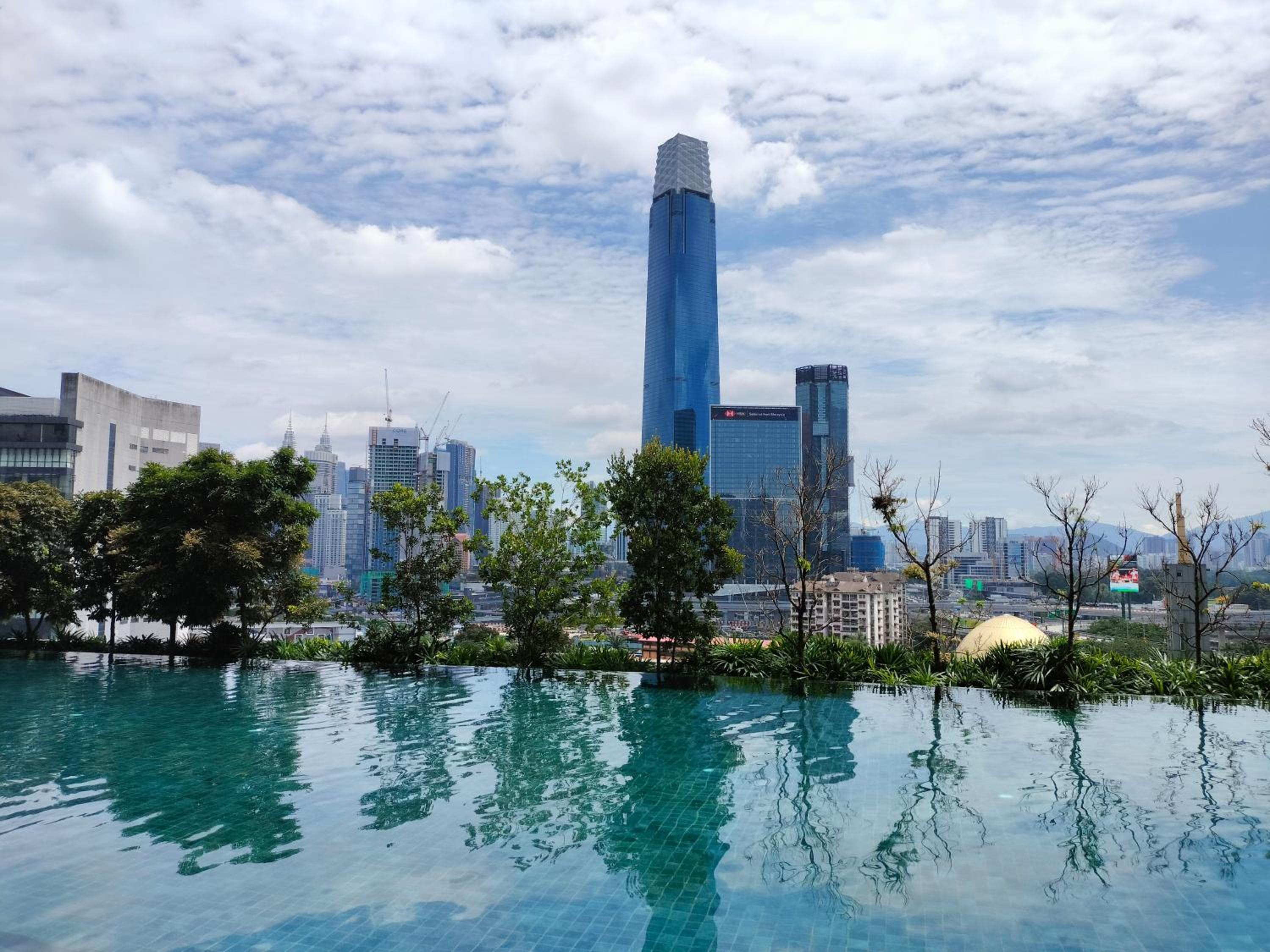 Luxury Residence Sky Garden Near TRX Mall 100Mbps