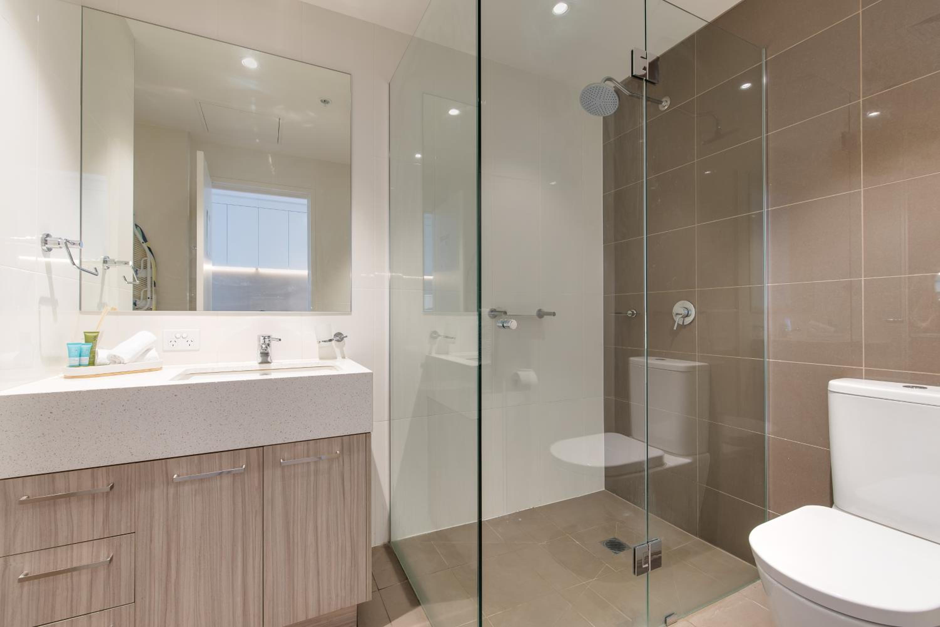 Vision Apartments On Morphett with Parking