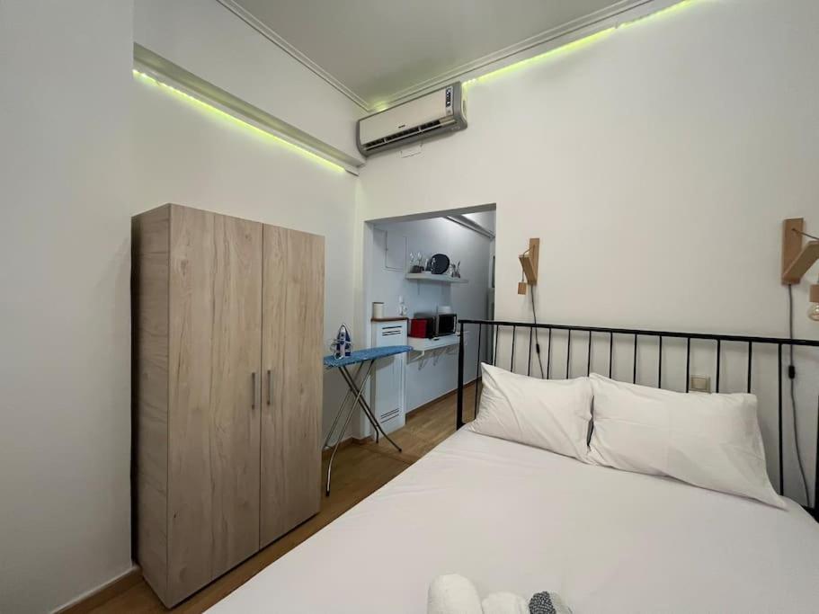 Ksenokratous-Kolonaki cozy apartment