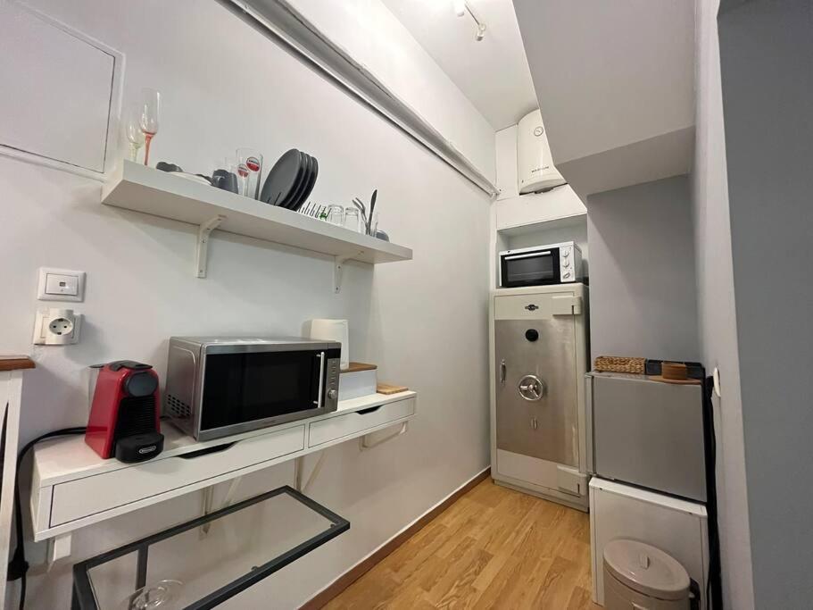 Ksenokratous-Kolonaki cozy apartment