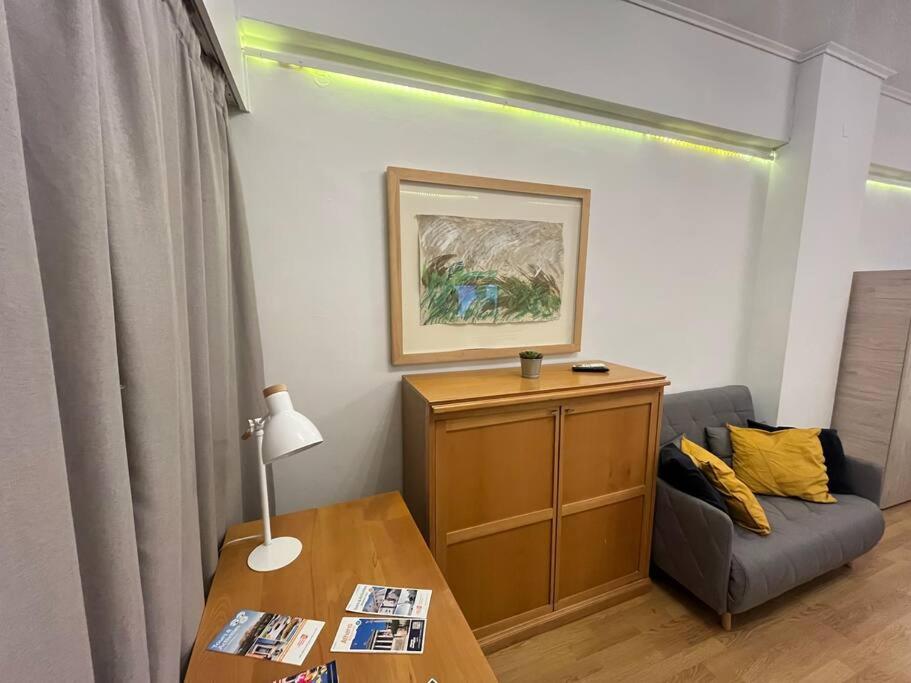 Ksenokratous-Kolonaki cozy apartment