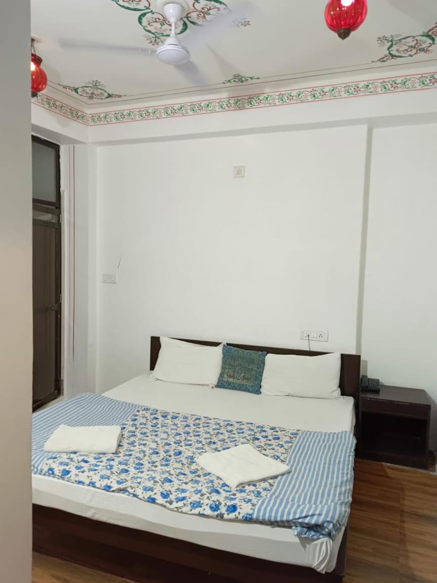 The Royal Lake View Villa view 4