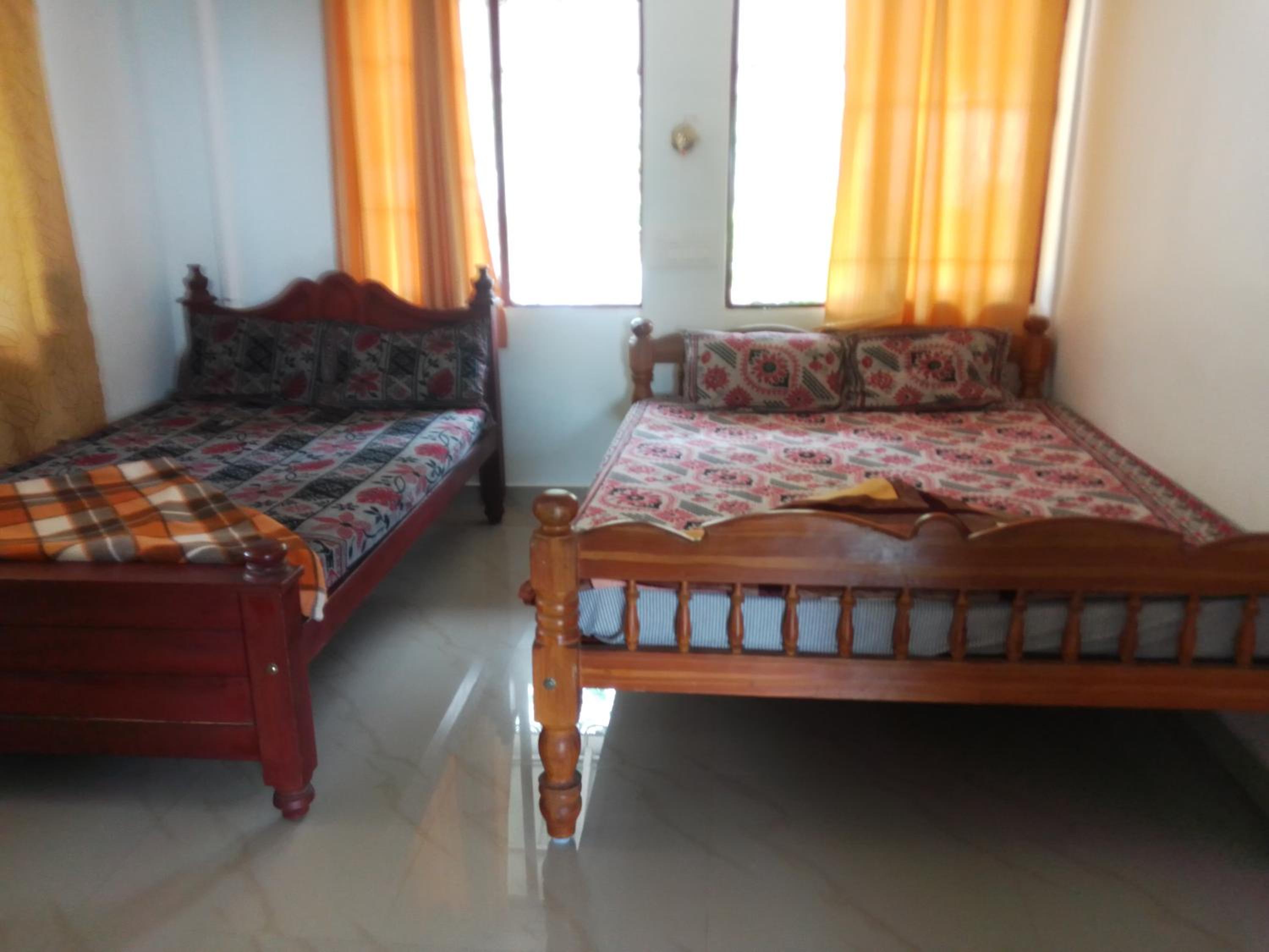 NEW JR RESIDENCY- Sholayar dam view 4