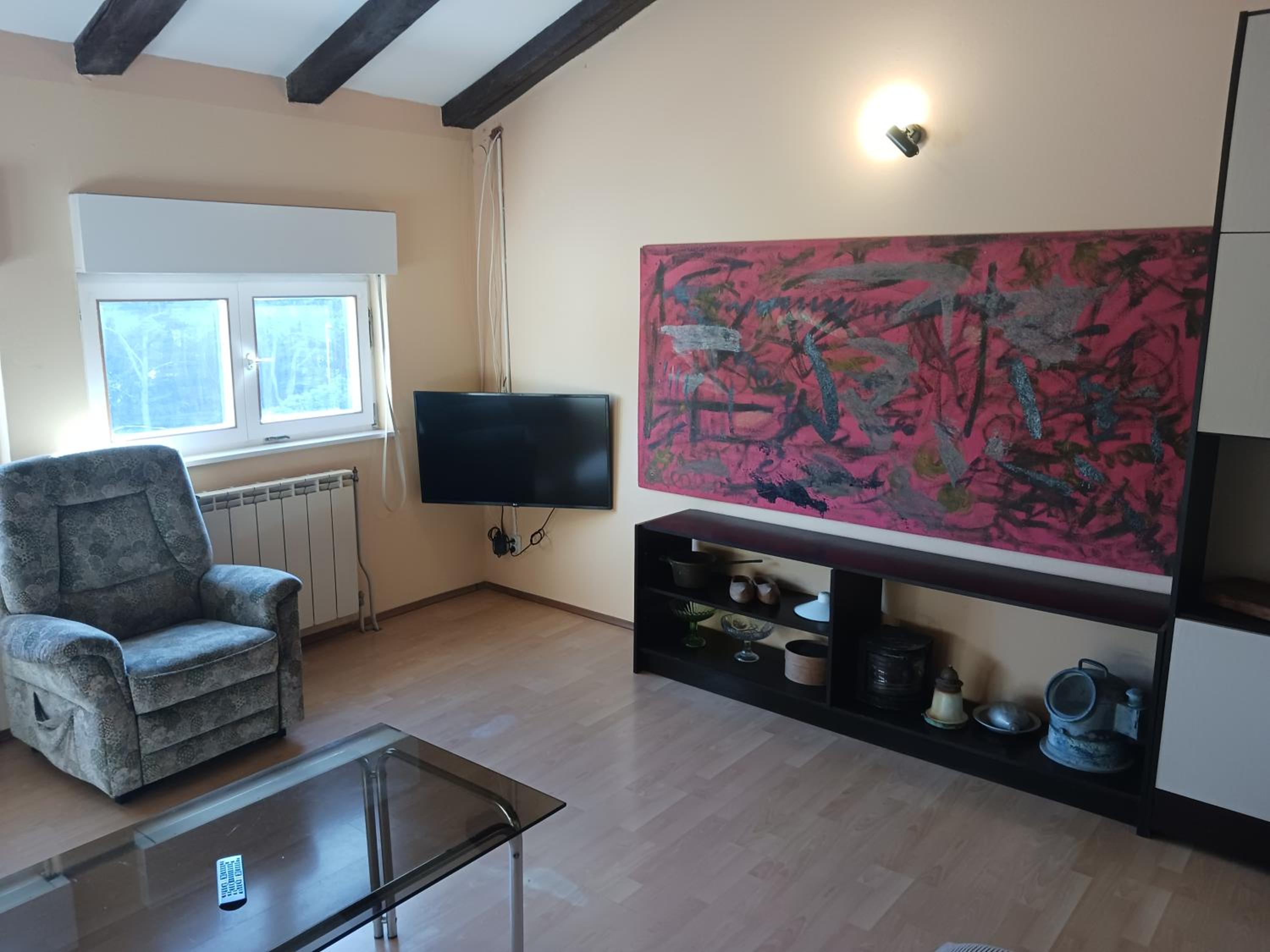 VILLA VALKANE PET FRIENDLY 150m FROM THE STUNNING VALKANE BEACH, City indoor pools-fitness and City mall view 3