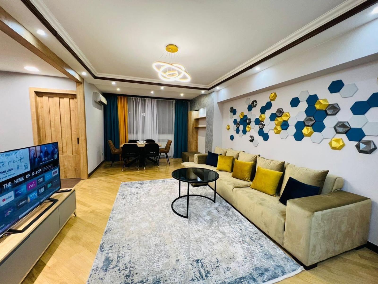 Deluxe Modern 3 Bedroom + 2 Bathrooms Apartment, on Amiryan Street, Middle of Center