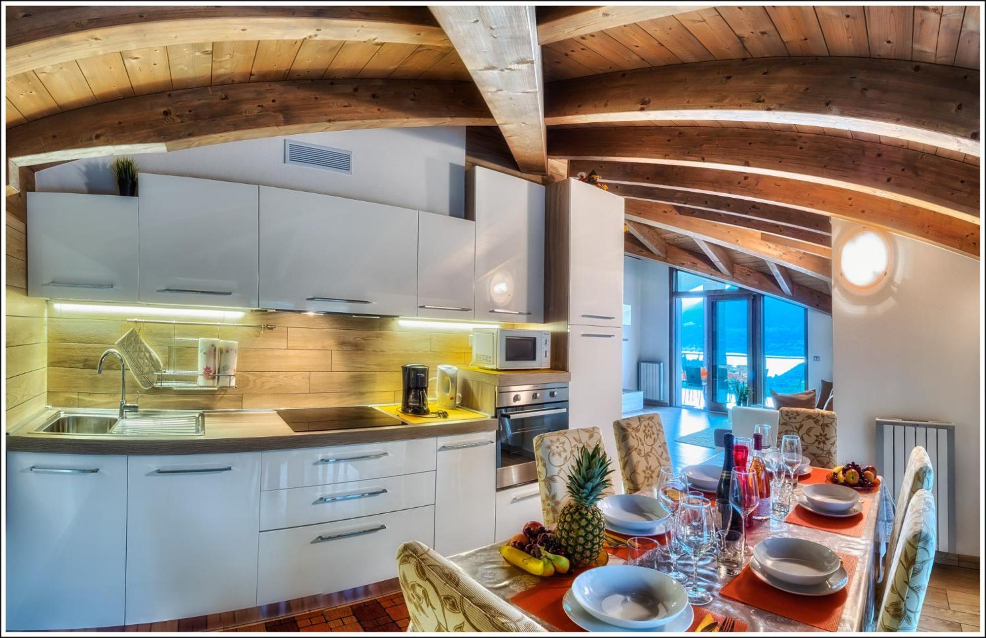 Villa TaDi LaRo Luxury Panorama Comer See Colico view 5