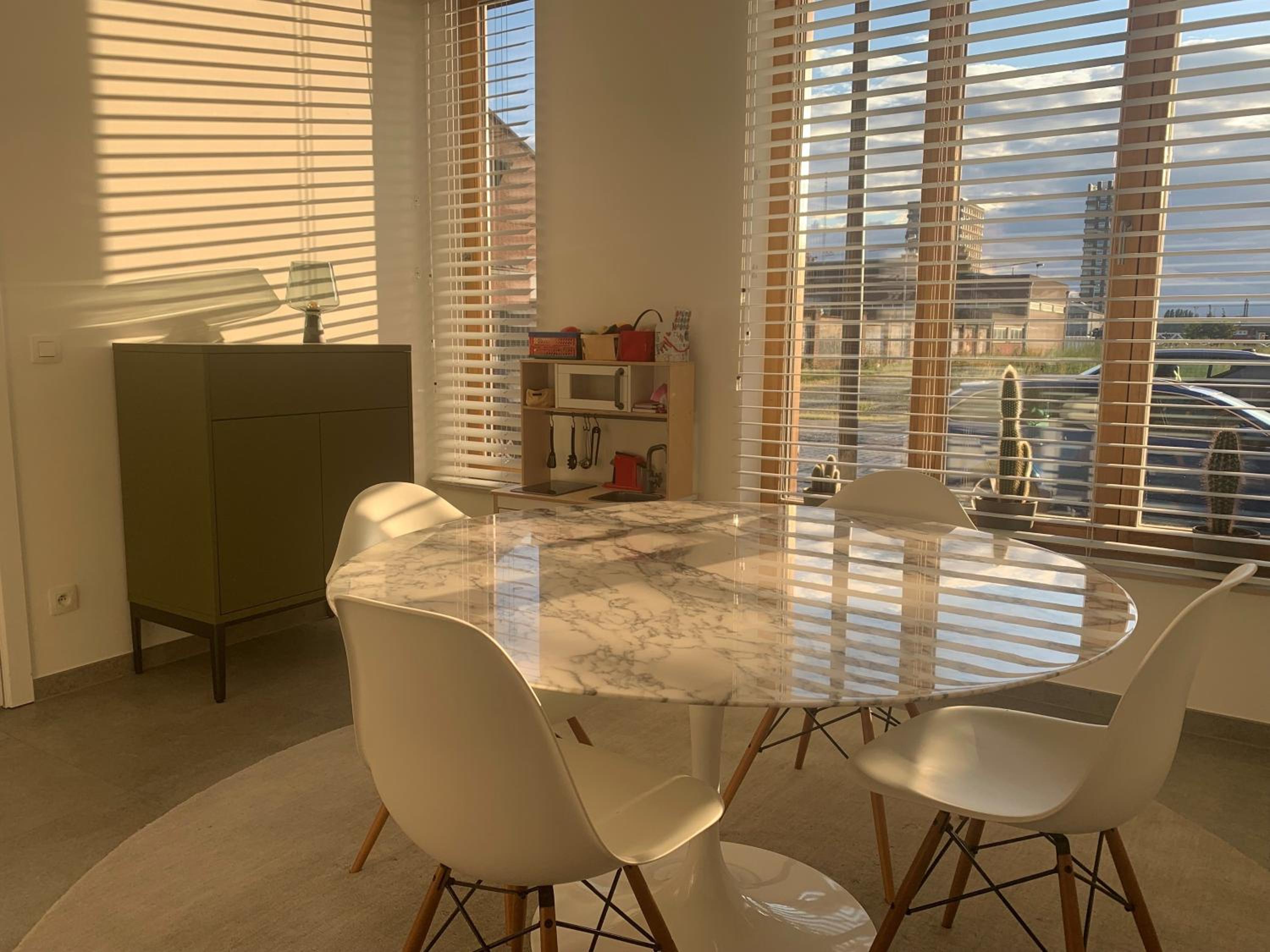 Luxury apartment, private terrace & FREE PARKING