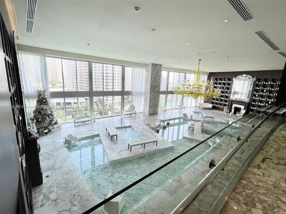 Icon Luxury 34th Floor Amazing Oceanview, Brickell