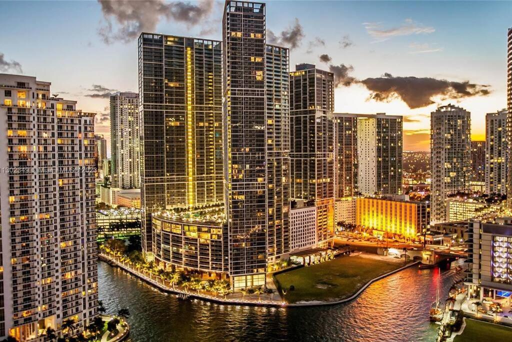 Icon Luxury 34th Floor Amazing Oceanview, Brickell