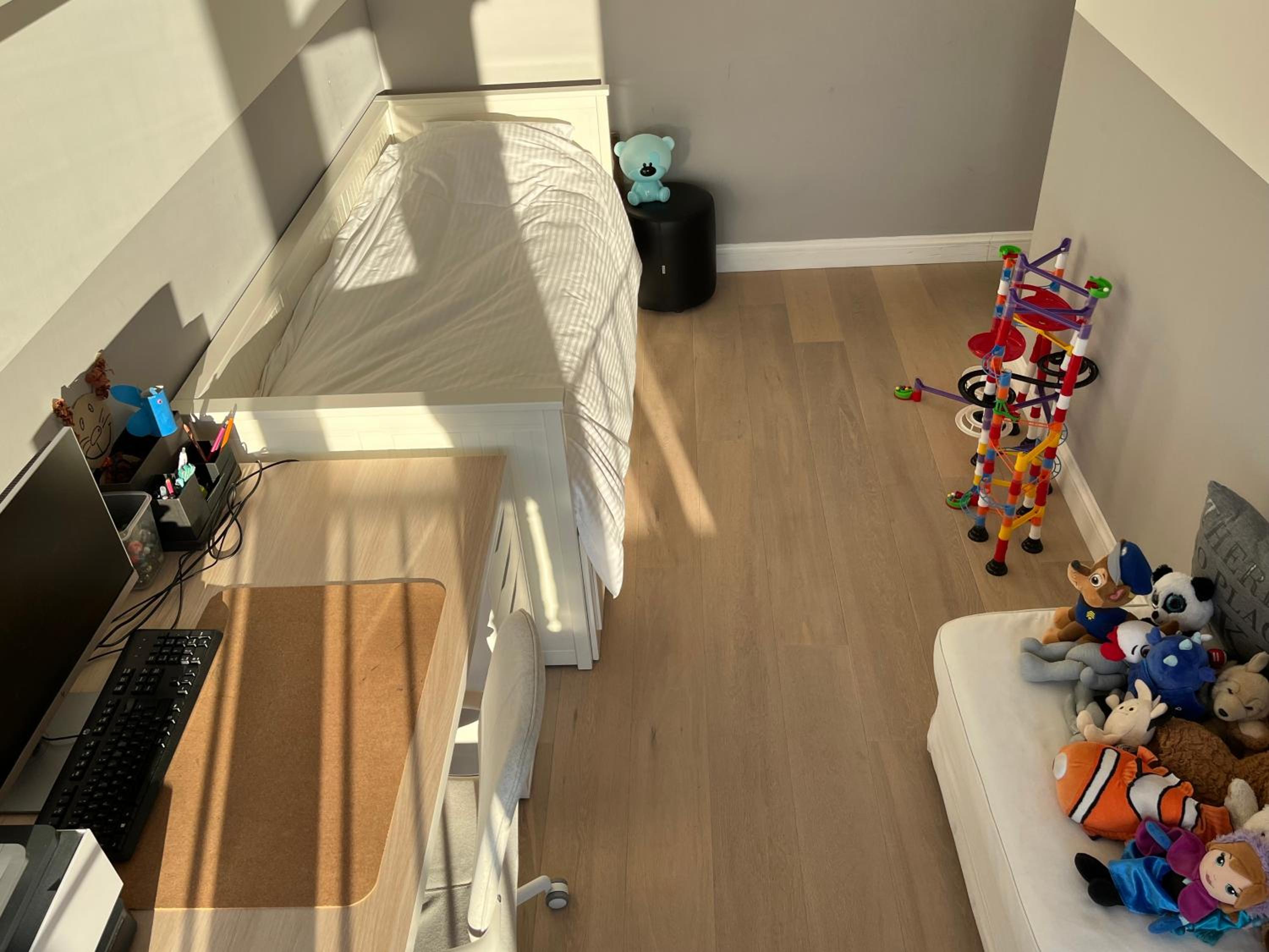Luxury apartment, private terrace & FREE PARKING