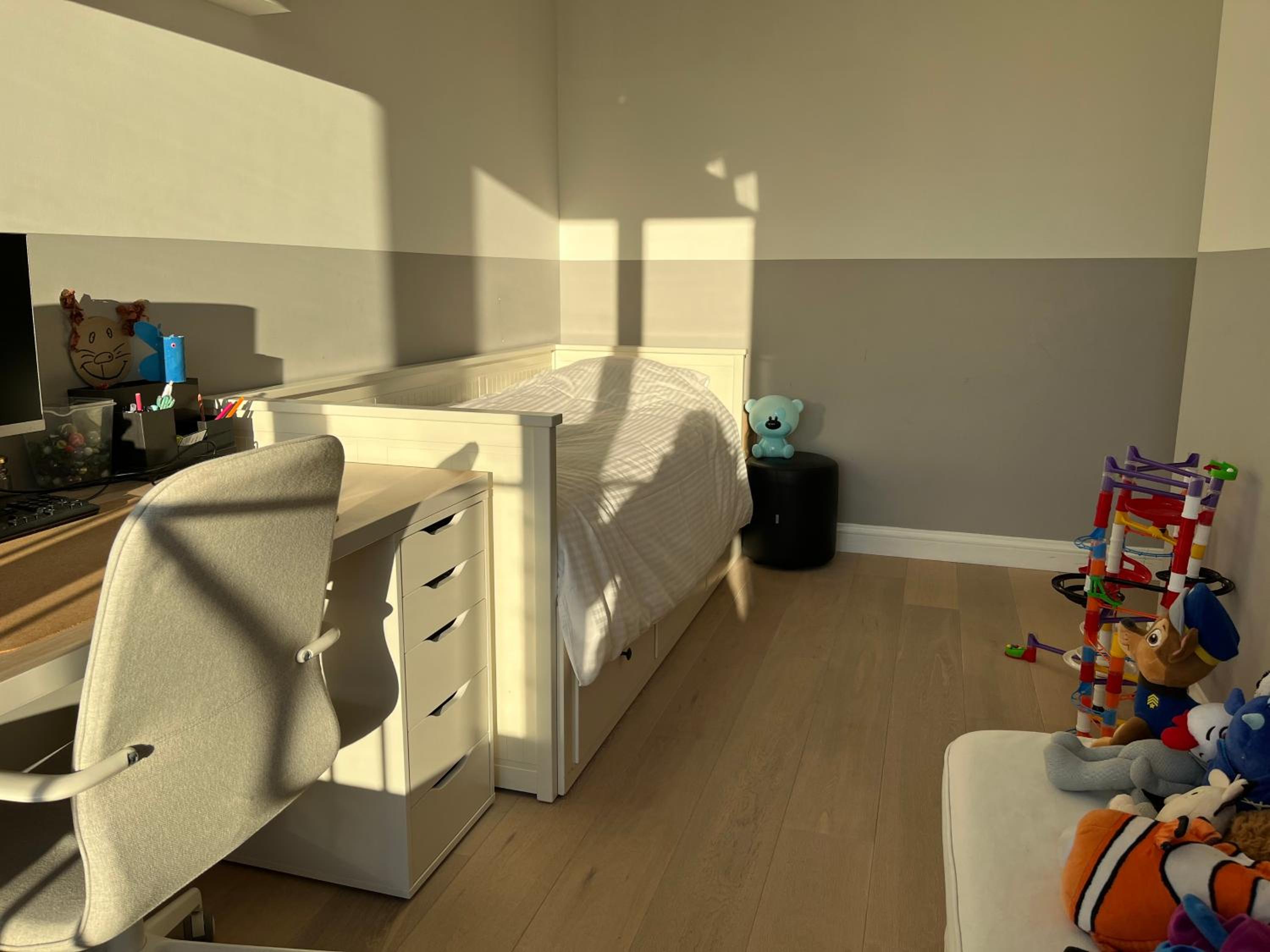 Luxury apartment, private terrace & FREE PARKING