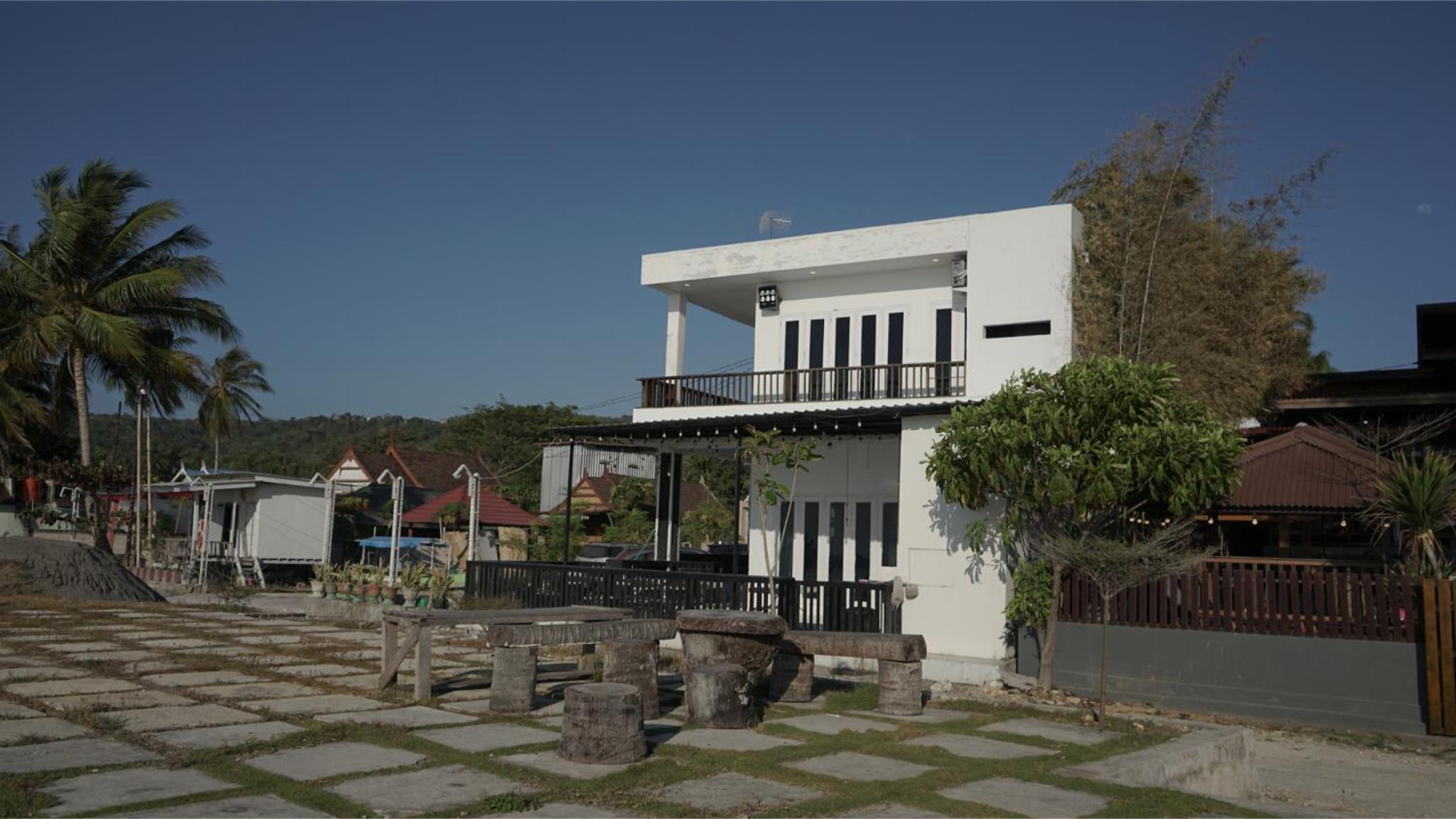 Samboang White House