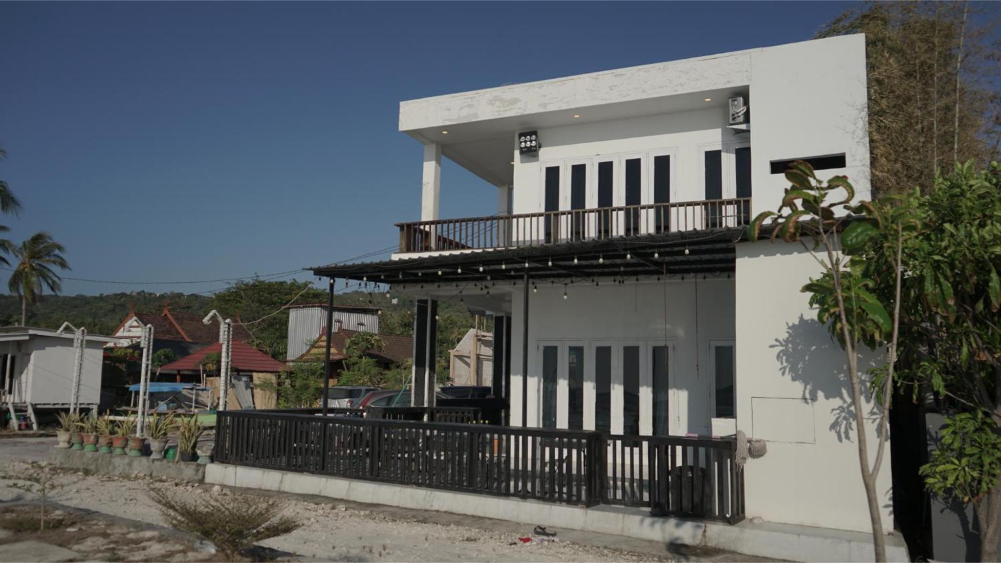 Samboang White House