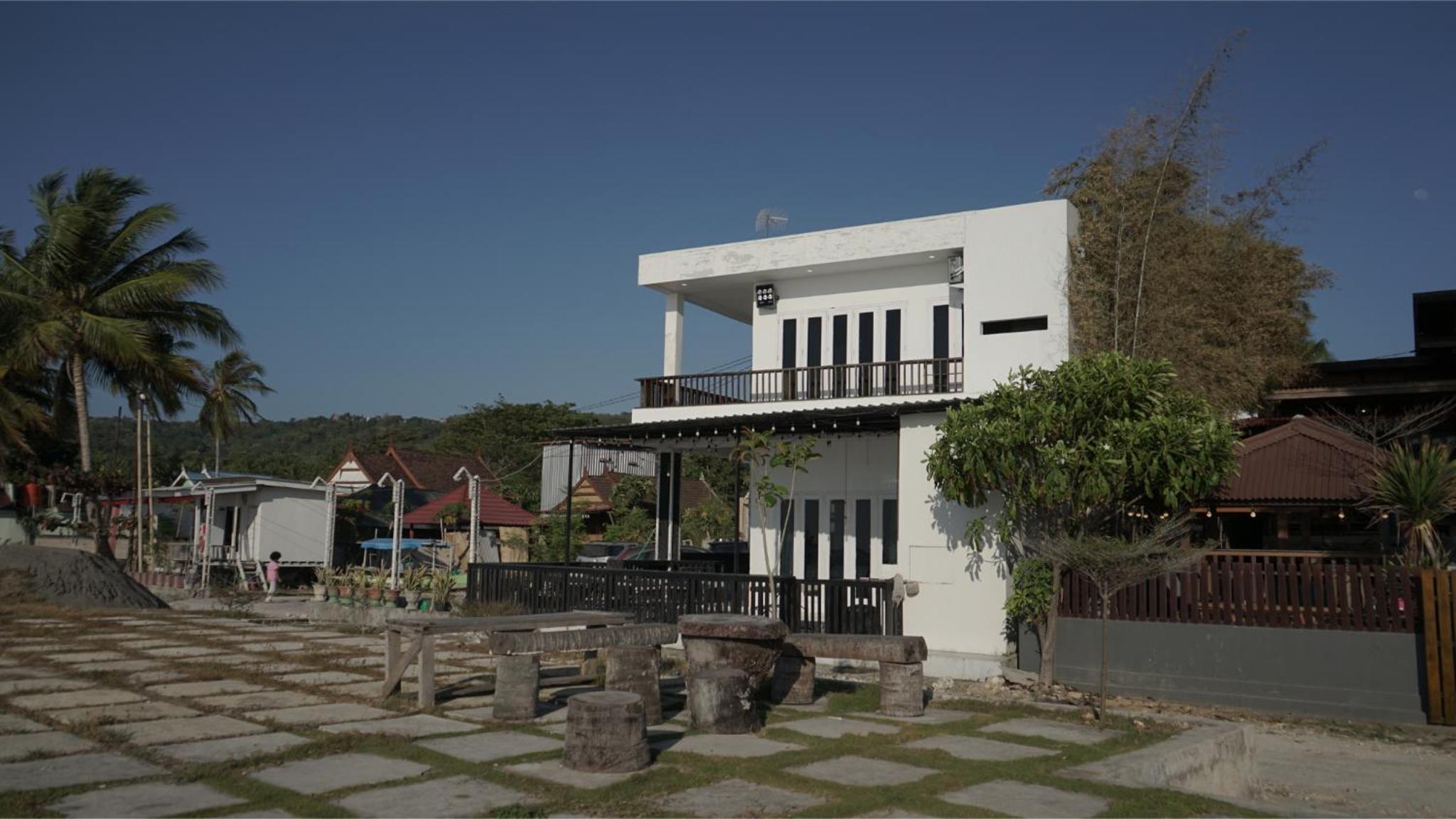 Samboang White House