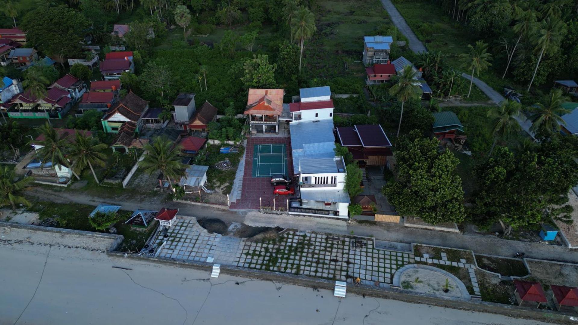 Samboang White House