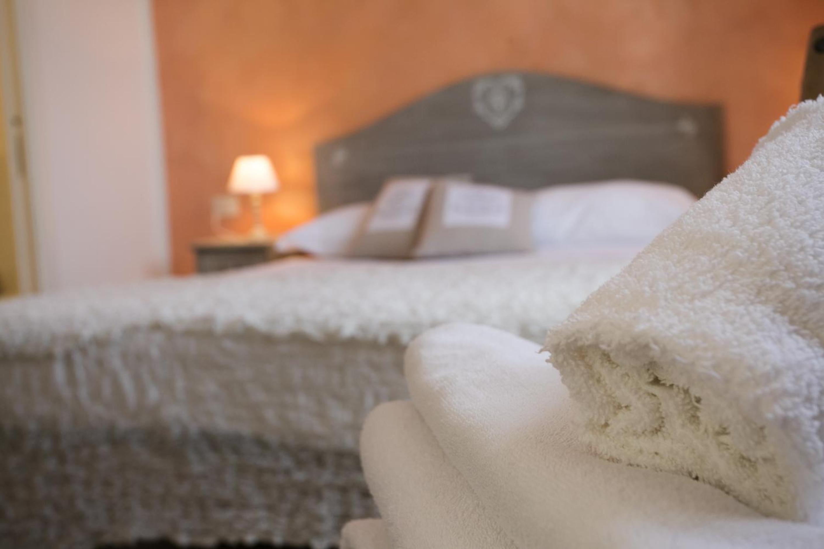 Colosseo Apartments and Rooms - Rome City Centre
