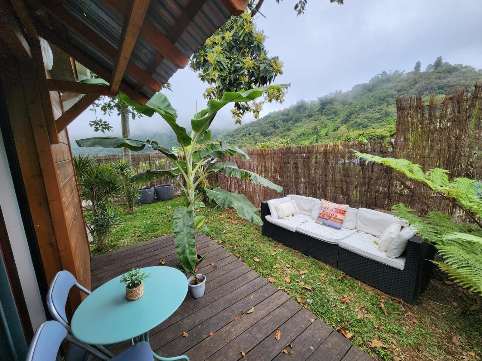 Lodge Cap Noir view 5