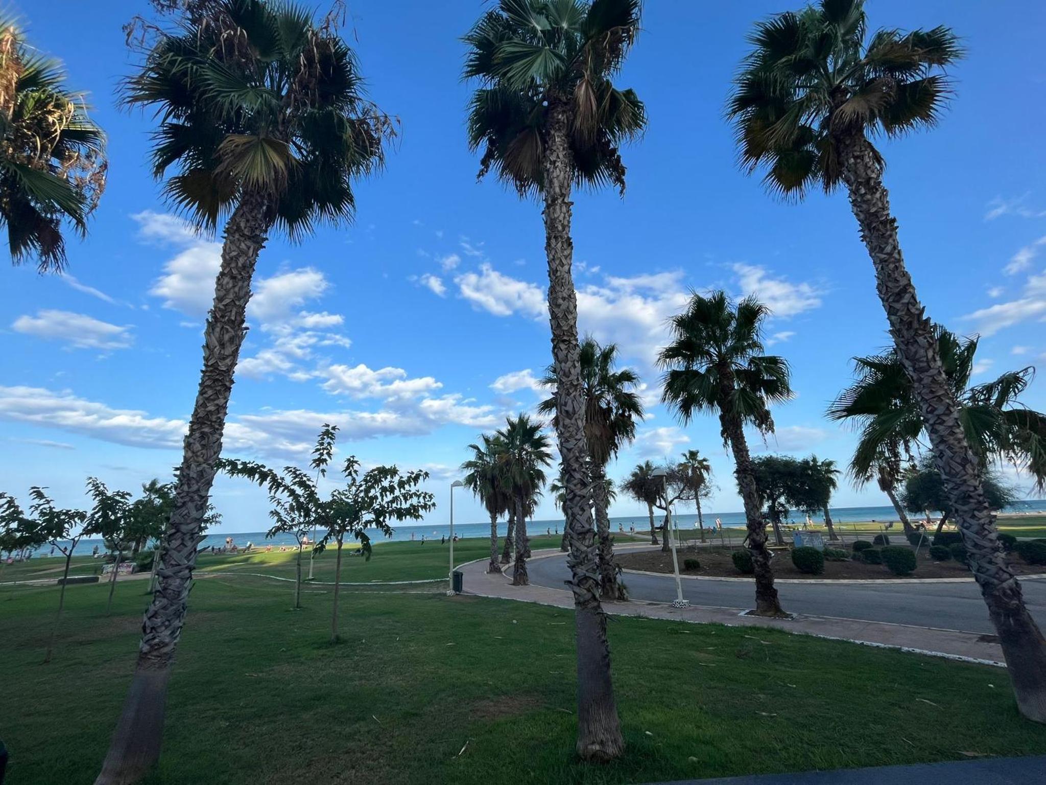 Beachfront Family Retreat, Marina d'Or view 5
