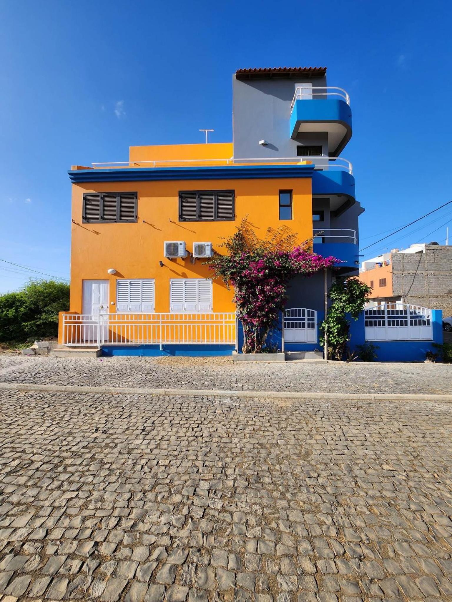 Castelinho Sal Lodge