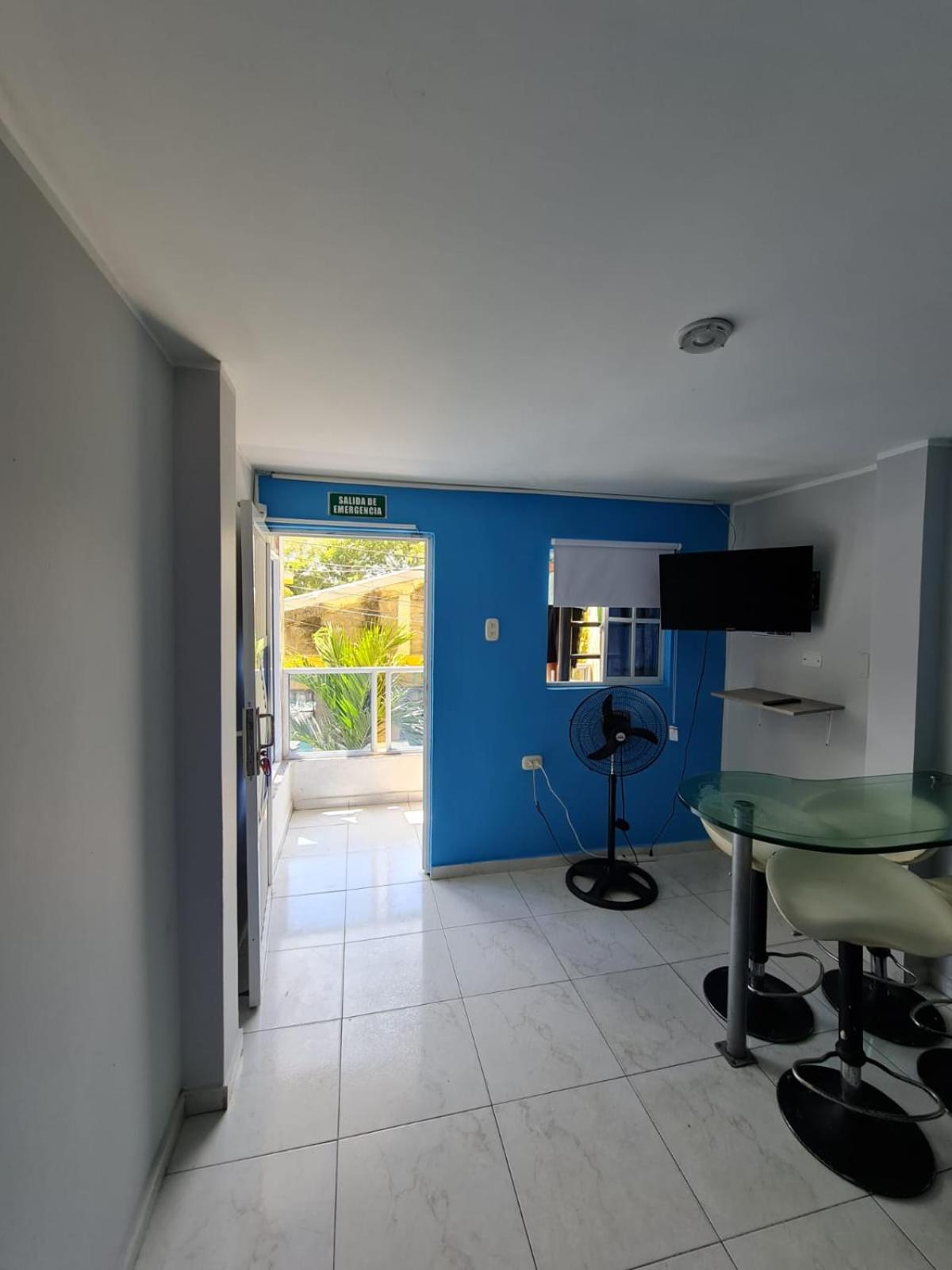 Apartamentos La Marina