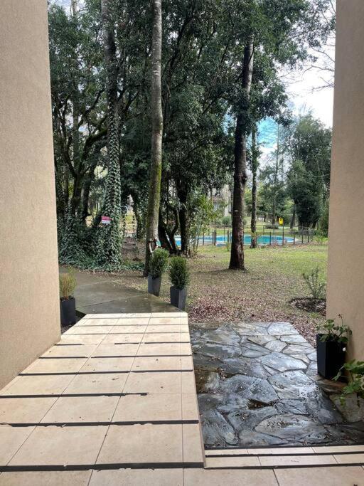 Departamento nuevo, céntrico.