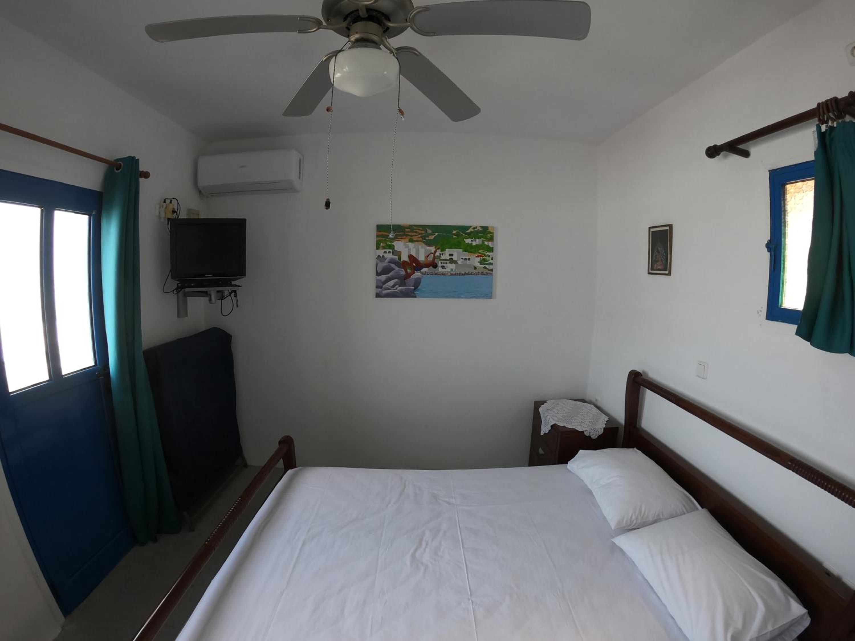 AGIAS PELAGIAS LITTLE BEACH HOUSE view 2