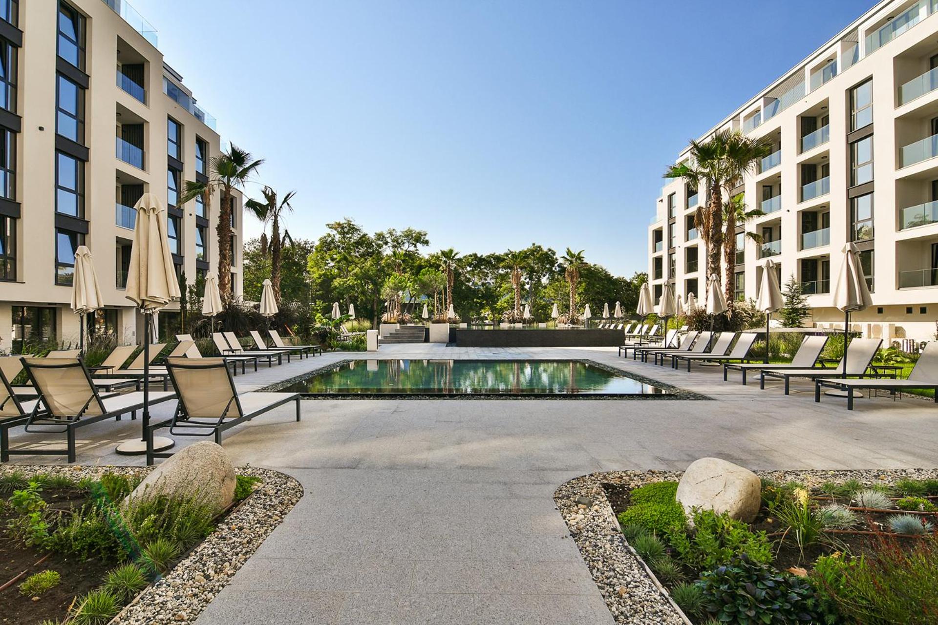 The Shangri-LA flat