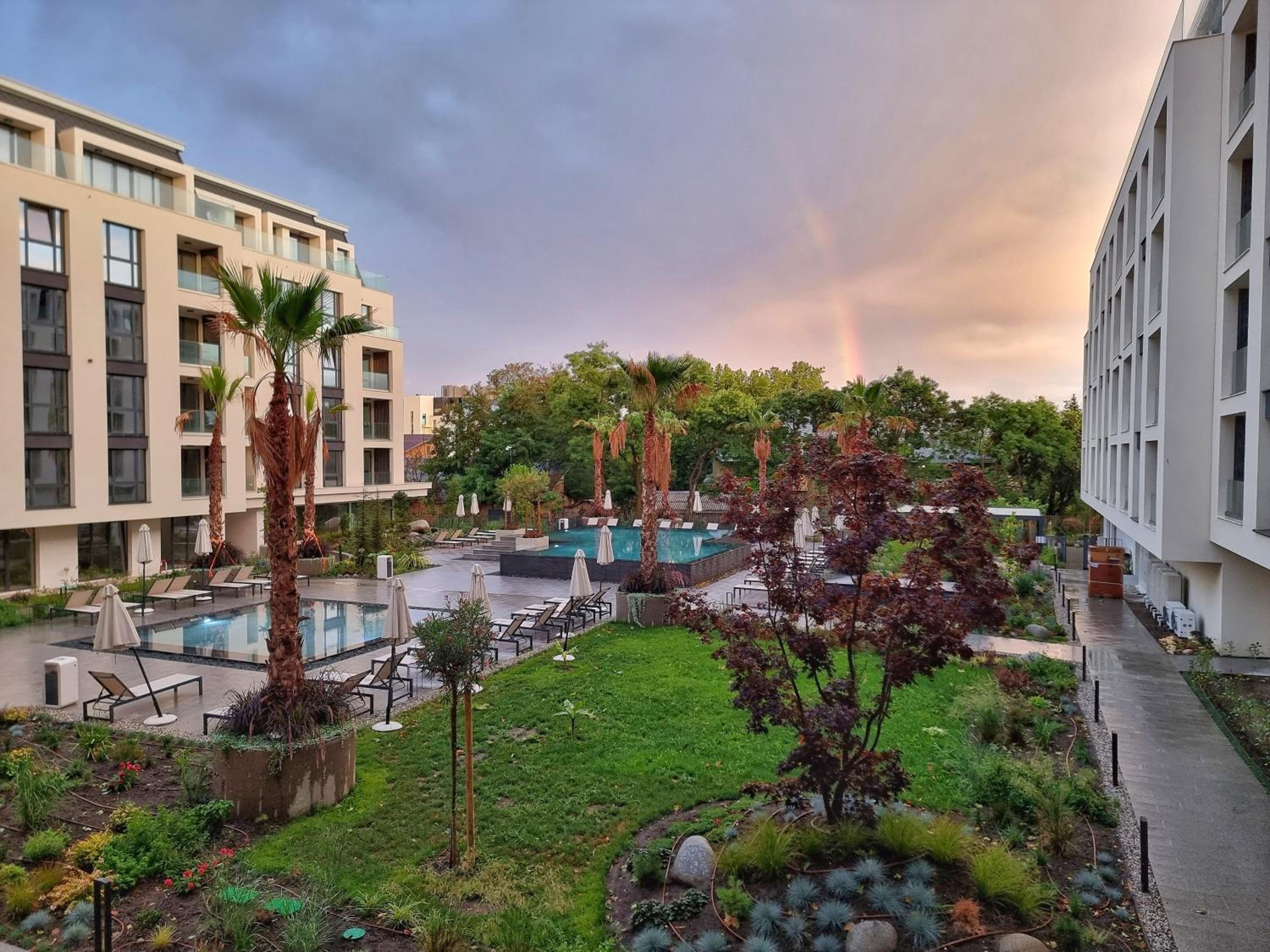 The Shangri-LA flat