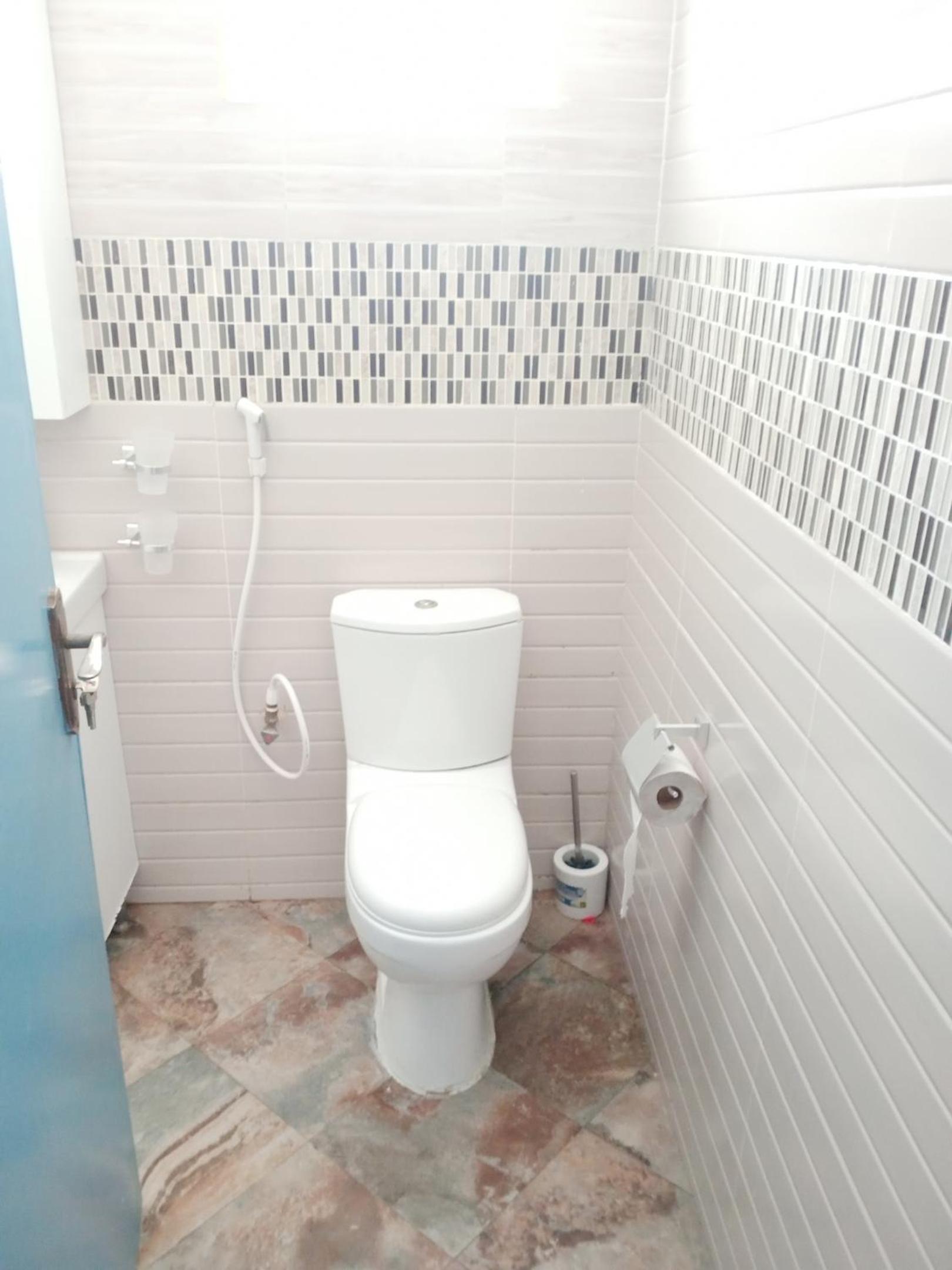 2 bedroom entire Apt Fully air conditioned-MSA City centre view 4