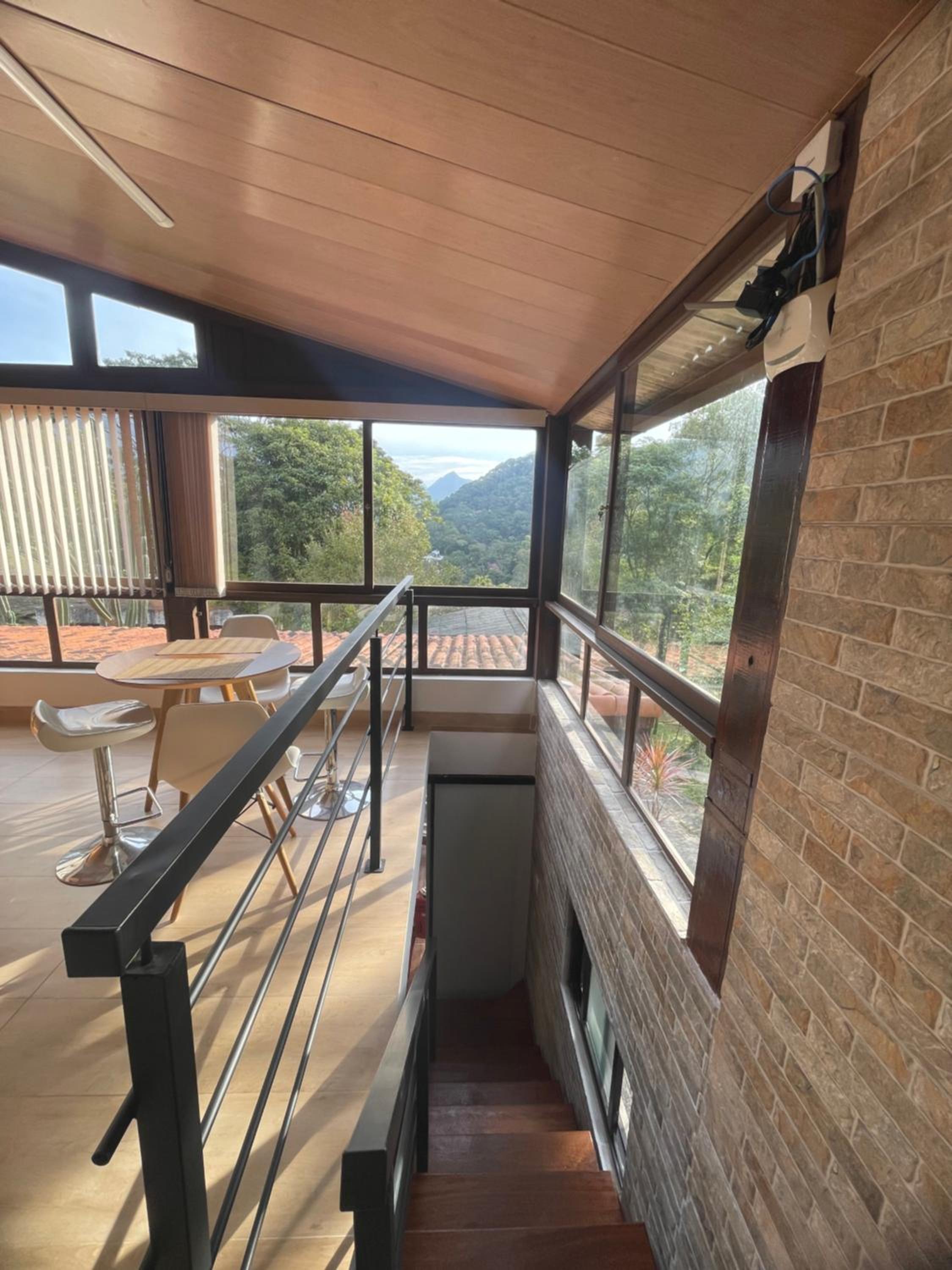 Confortável Chalet na Serra proximo ao Centro