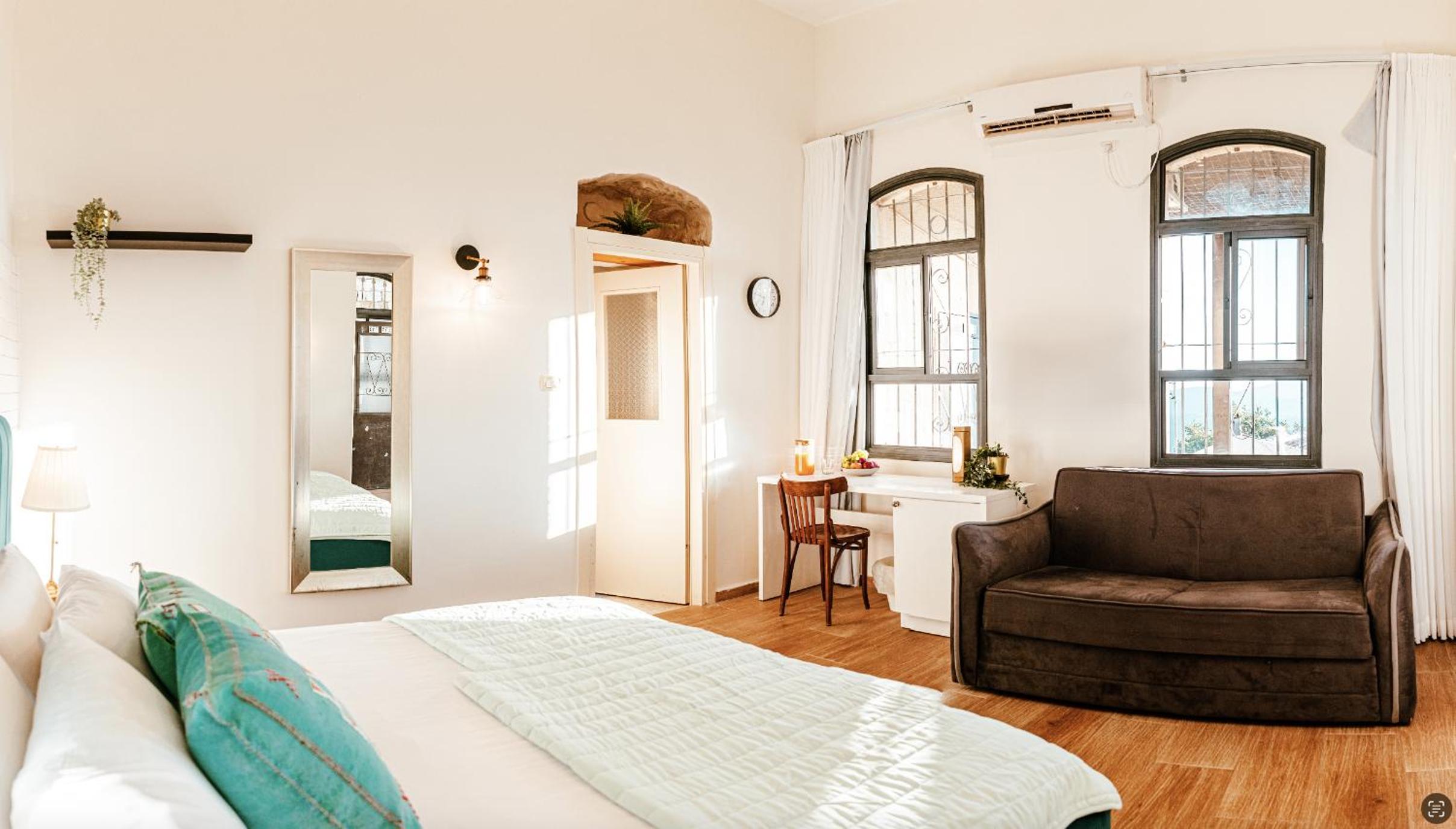 Villa Maim Haim Prime Location Old City Tzfat