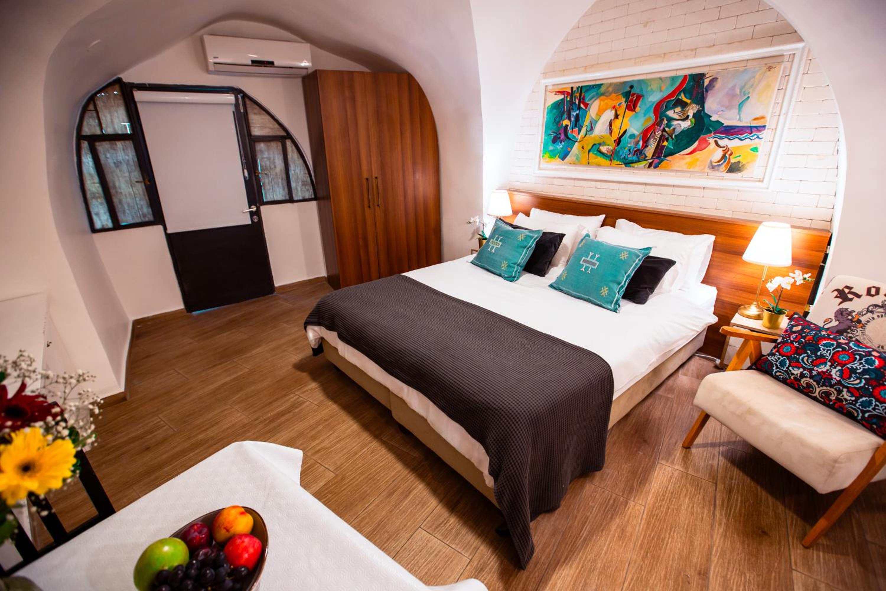 Villa Maim Haim Prime Location Old City Tzfat