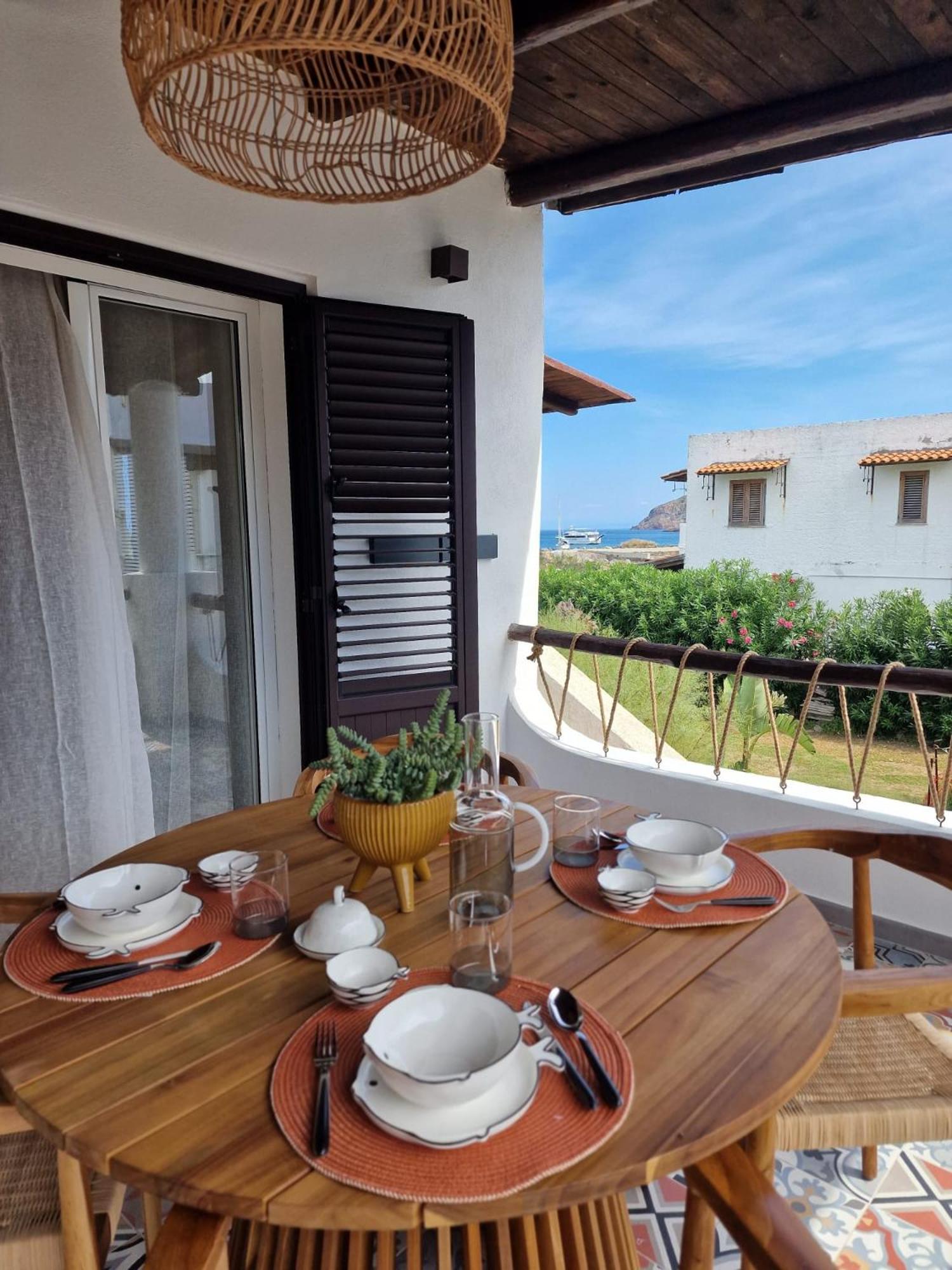 Vulcano Vacations - Ossidiana Rossa Elegant Suite Vulcano - Property Image 40