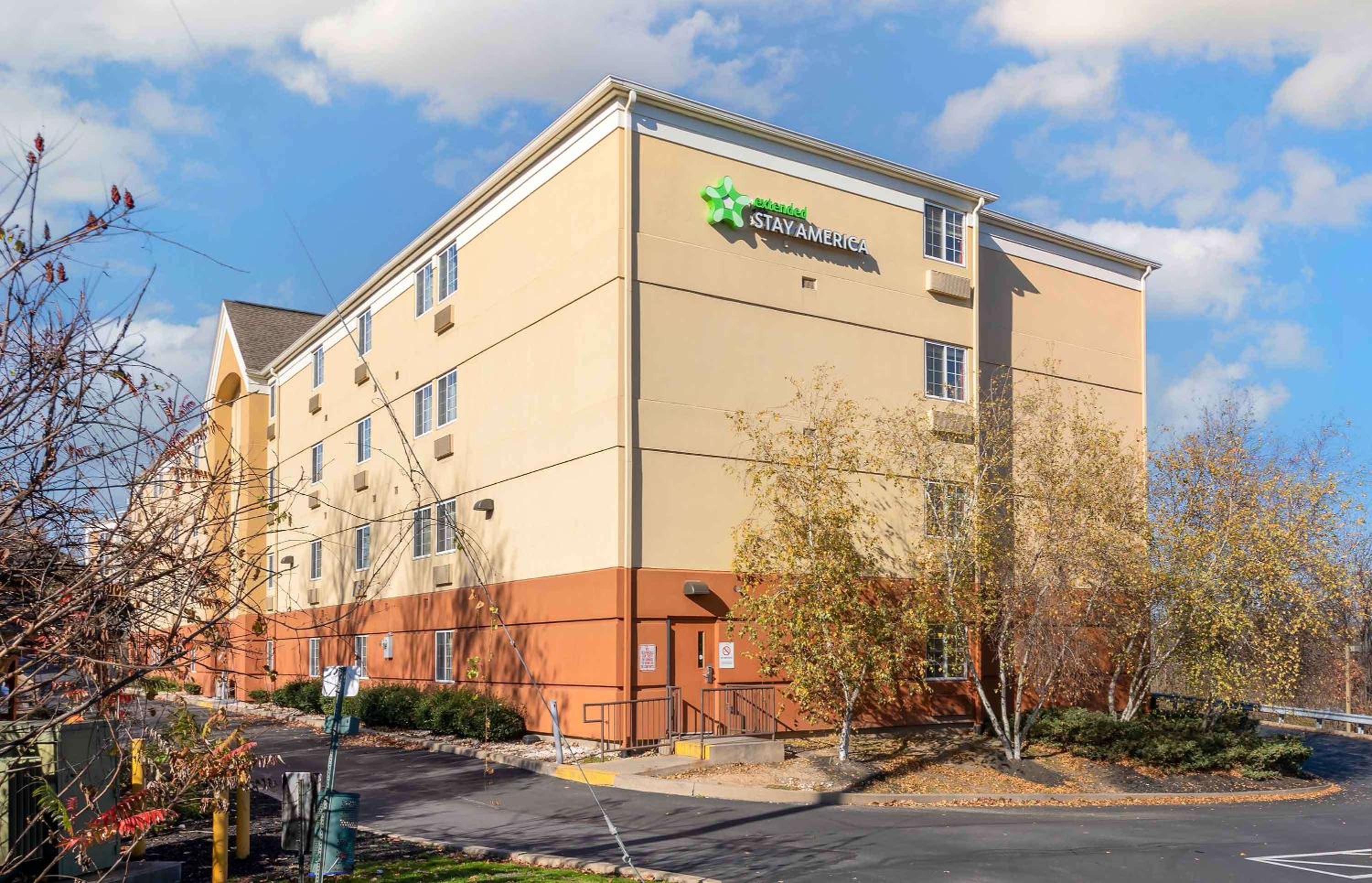 Scranton Vacations - Extended Stay America Select Suites - Wilkes - Barre - Scranton - Property Image 1