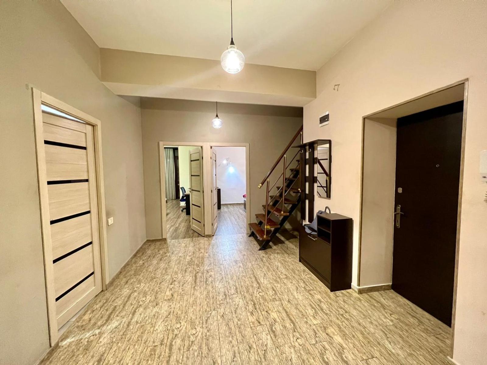 Modern Large Apartment with 3B/Room + 3 Bathroom with 2 Open Balcony in the Middle of City Center