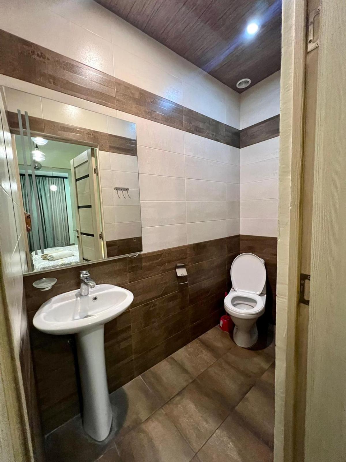 Modern Large Apartment with 3B/Room + 3 Bathroom with 2 Open Balcony in the Middle of City Center