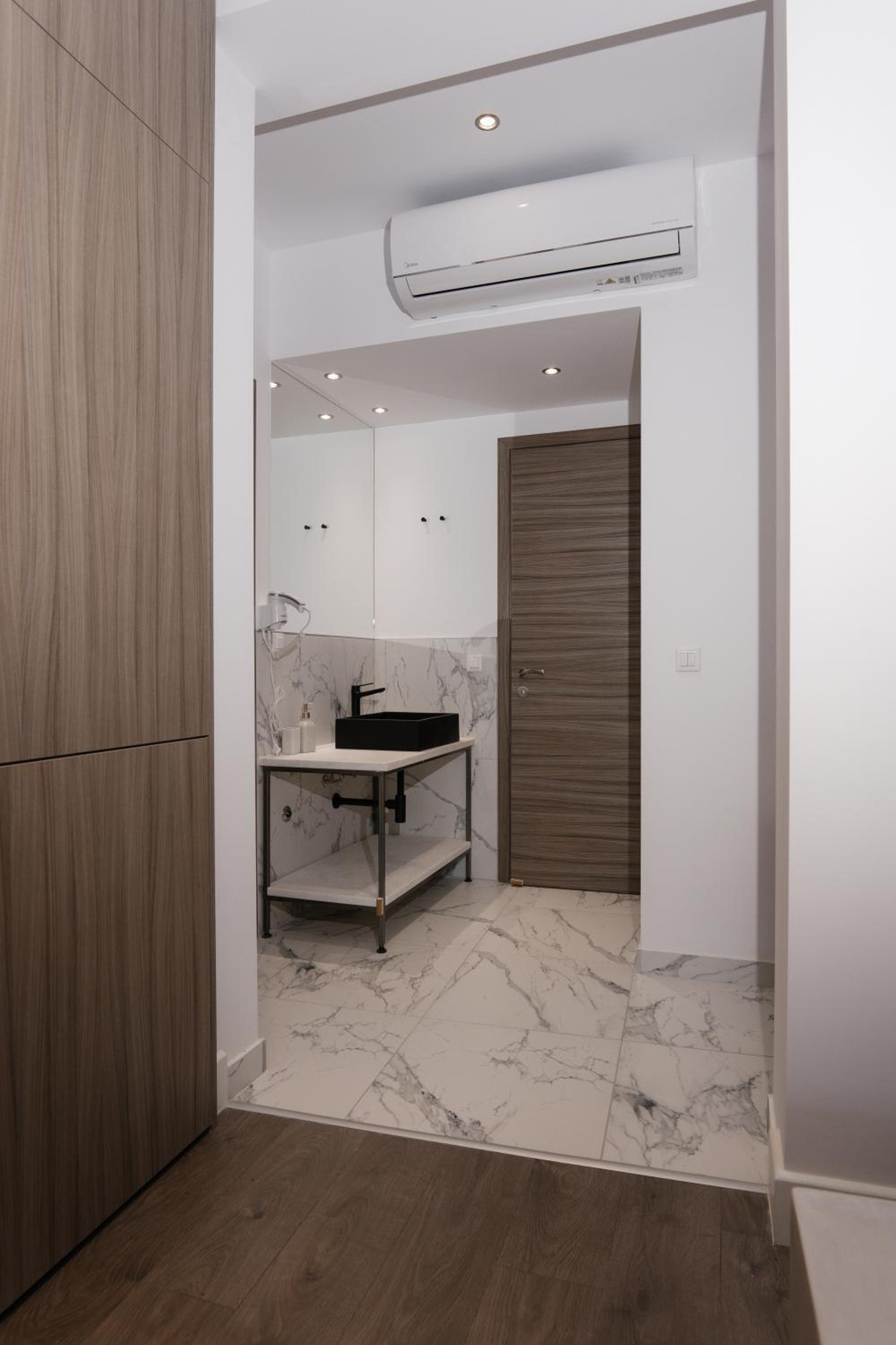 ELITE APARTMENTS