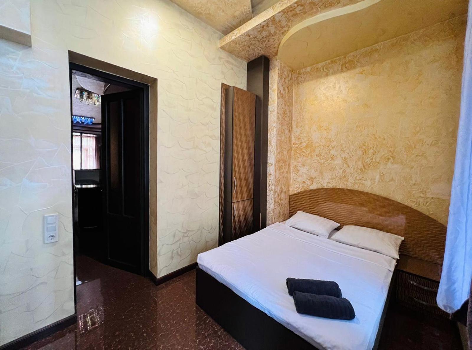Comfortable 1 bedroom Apartment +Open Balcony , In City Center, Best Location