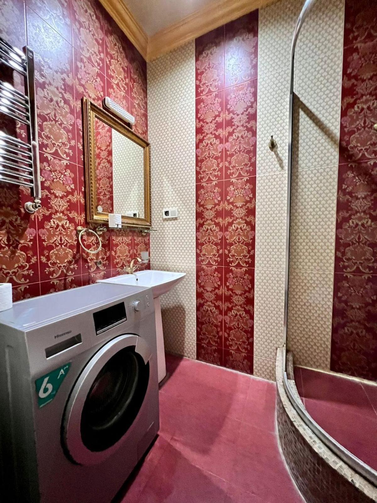 Comfortable 1 bedroom Apartment +Open Balcony , In City Center, Best Location