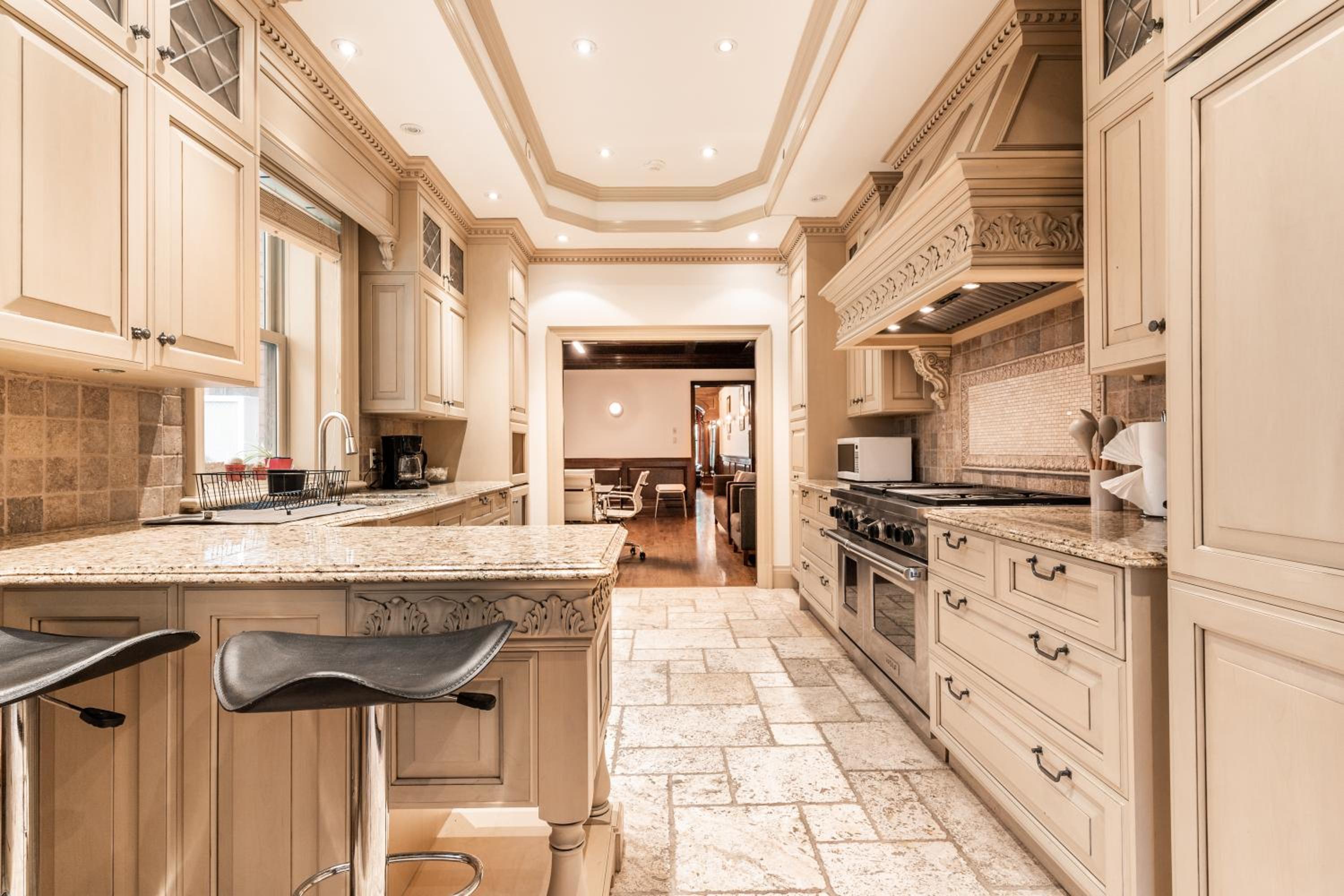 Superb city center Penthouse on two floors-C
