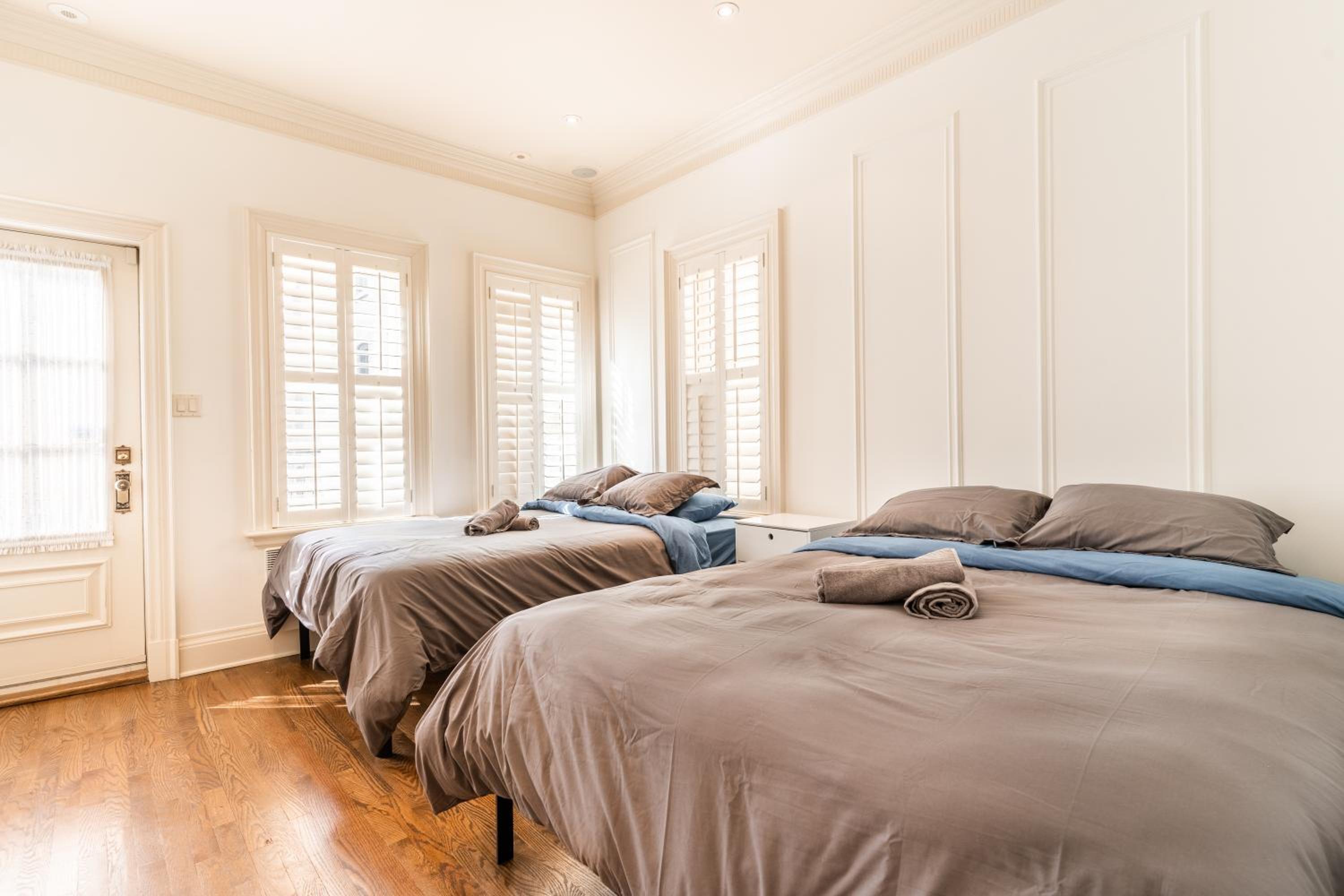Superb city center Penthouse on two floors-C