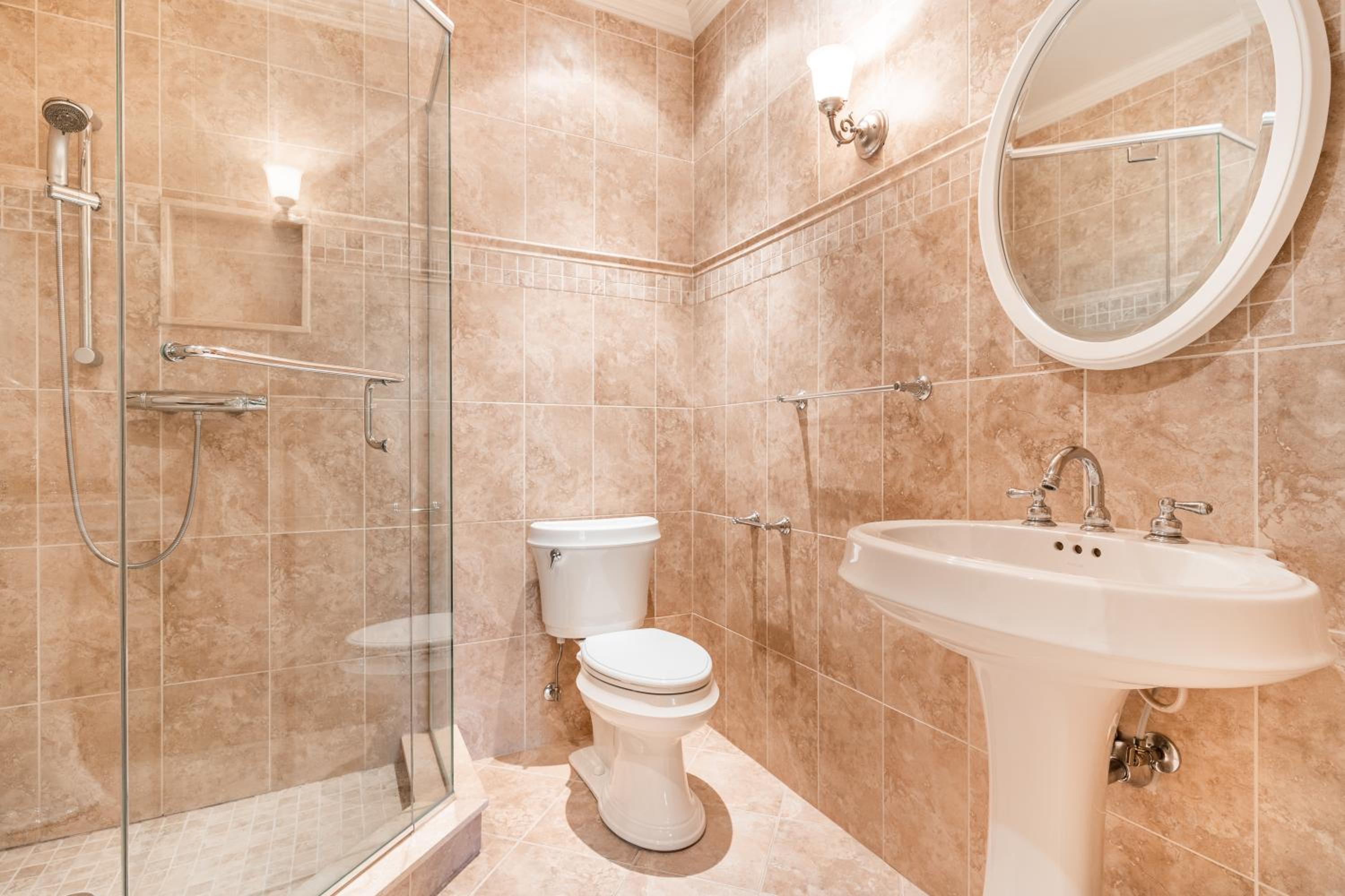 Superb city center Penthouse on two floors-C